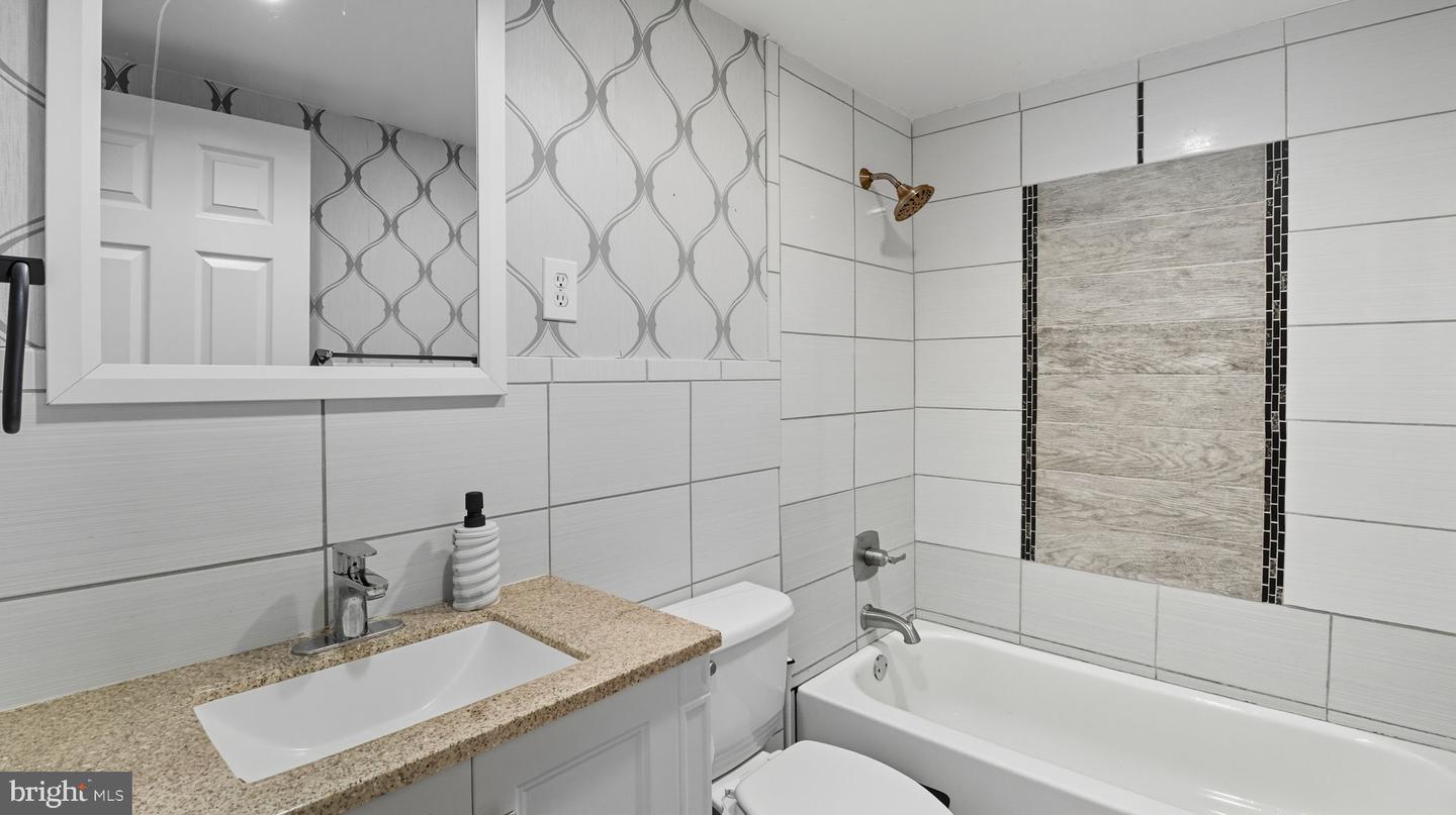 814 N CROYDON ST, STERLING, Virginia 20164, 6 Bedrooms Bedrooms, 8 Rooms Rooms,2 BathroomsBathrooms,Residential,For sale,814 N CROYDON ST,VALO2106940 MLS # VALO2106940 814 N CROYDON ST, STERLING, Virginia 20164, 6 Bedrooms Bedrooms, 8 Rooms Rooms,2 BathroomsBathrooms,Residential,For sale,814 N CROYDON ST,VALO2106940 MLS # VALO2106940