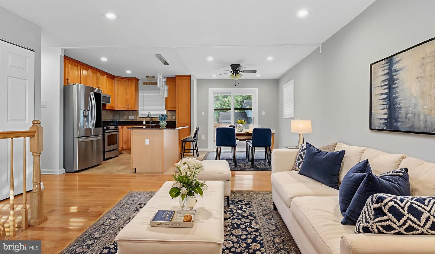 814 N CROYDON ST, STERLING, Virginia 20164, 6 Bedrooms Bedrooms, 8 Rooms Rooms,2 BathroomsBathrooms,Residential,For sale,814 N CROYDON ST,VALO2106940 MLS # VALO2106940 814 N CROYDON ST, STERLING, Virginia 20164, 6 Bedrooms Bedrooms, 8 Rooms Rooms,2 BathroomsBathrooms,Residential,For sale,814 N CROYDON ST,VALO2106940 MLS # VALO2106940