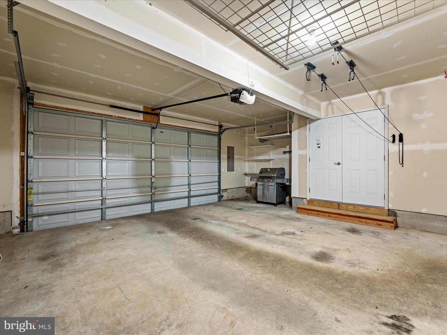 22462 DINAH PL, LEESBURG, Virginia 20175, 3 Bedrooms Bedrooms, ,3 BathroomsBathrooms,Residential,For sale,22462 DINAH PL,VALO2107680 MLS # VALO2107680