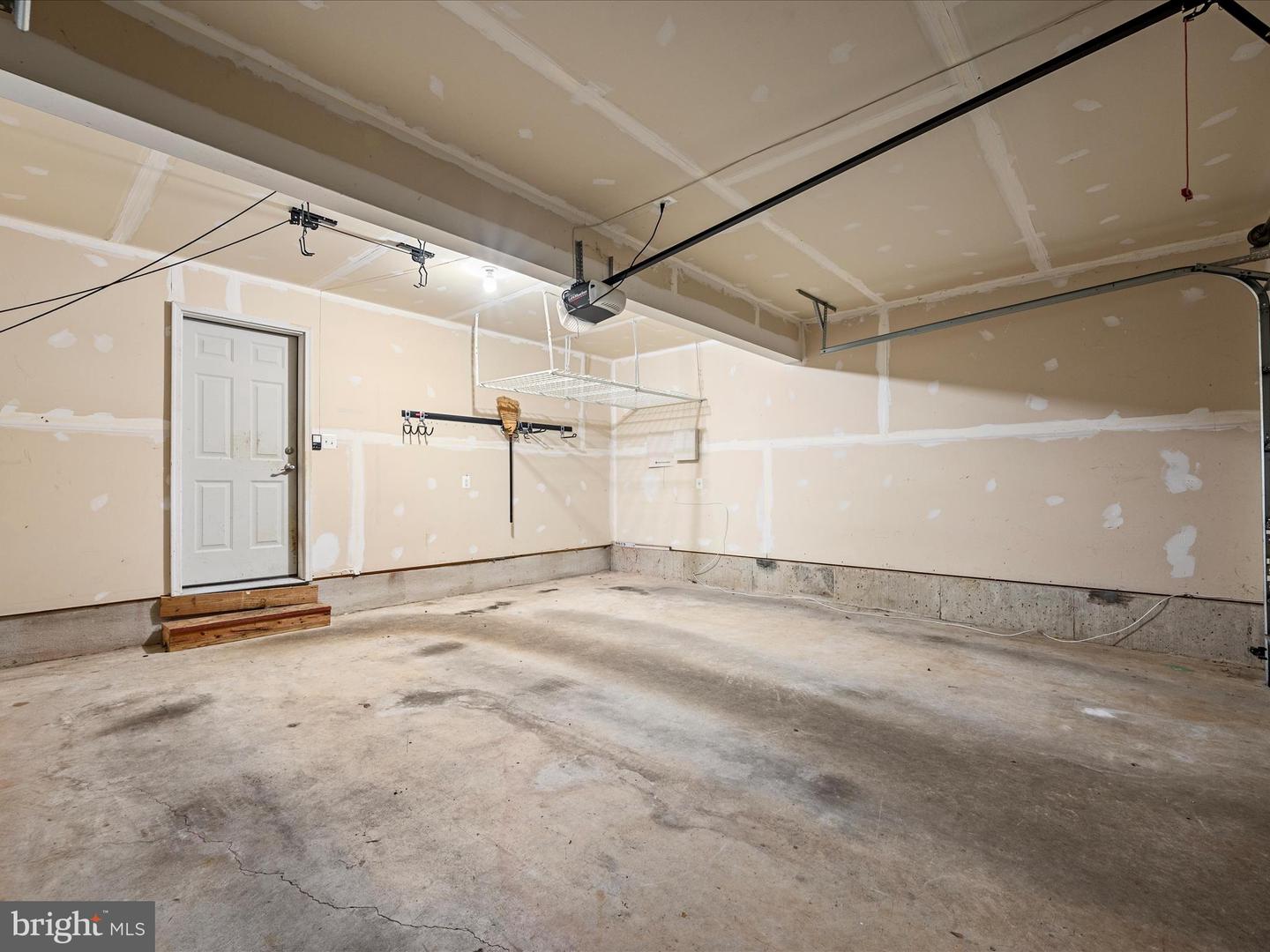 22462 DINAH PL, LEESBURG, Virginia 20175, 3 Bedrooms Bedrooms, ,3 BathroomsBathrooms,Residential,For sale,22462 DINAH PL,VALO2107680 MLS # VALO2107680