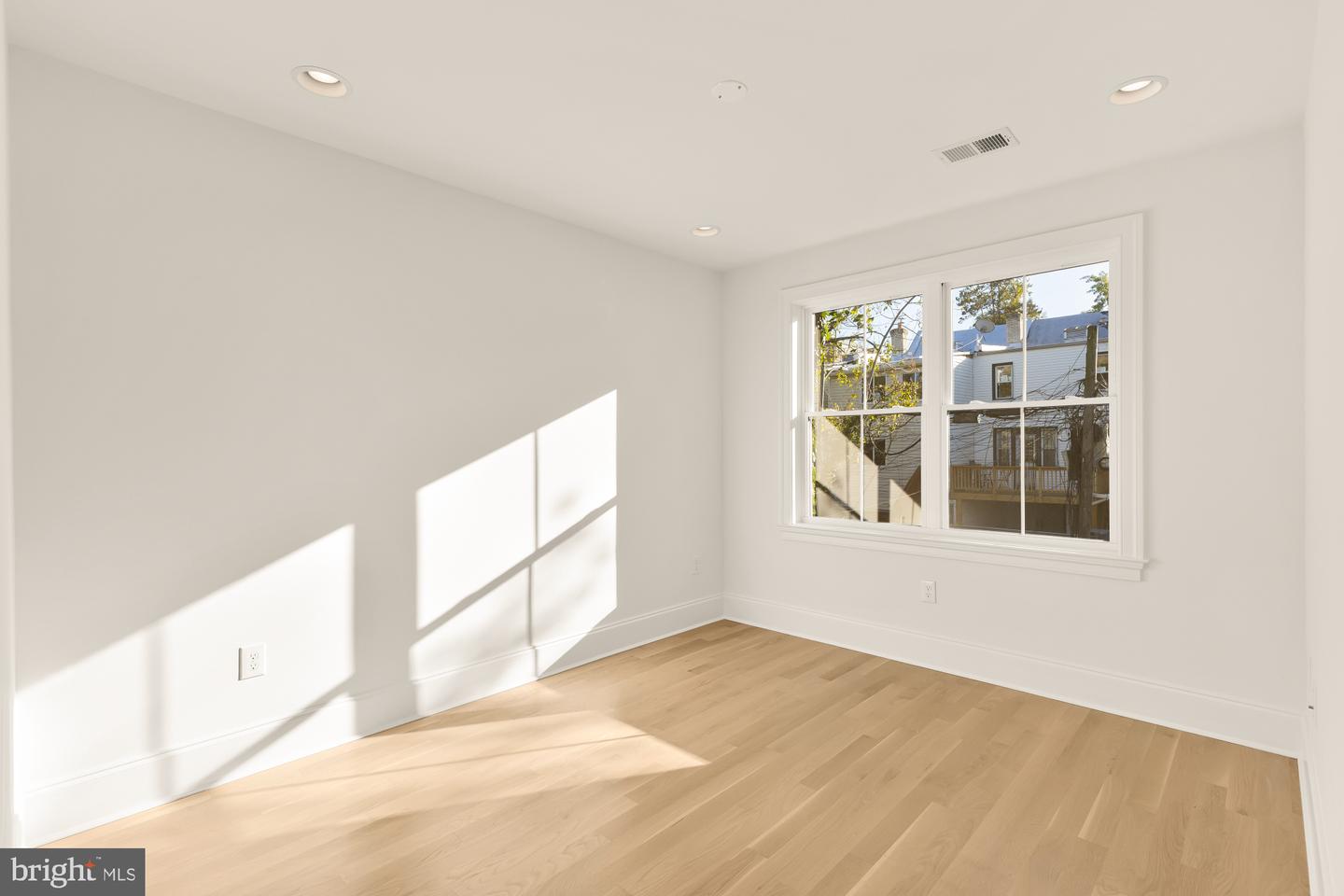 1412 PERRY PL NW, WASHINGTON, District Of Columbia 20010, 4 Bedrooms Bedrooms, ,3 BathroomsBathrooms,Residential,For sale,1412 PERRY PL NW,DCDC2225024 MLS # DCDC2225024 1412 PERRY PL NW, WASHINGTON, District Of Columbia 20010, 4 Bedrooms Bedrooms, ,3 BathroomsBathrooms,Residential,For sale,1412 PERRY PL NW,DCDC2225024 MLS # DCDC2225024