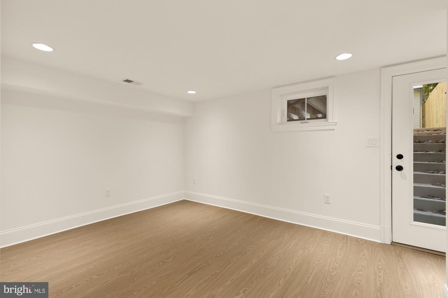 1412 PERRY PL NW, WASHINGTON, District Of Columbia 20010, 4 Bedrooms Bedrooms, ,3 BathroomsBathrooms,Residential,For sale,1412 PERRY PL NW,DCDC2225024 MLS # DCDC2225024 1412 PERRY PL NW, WASHINGTON, District Of Columbia 20010, 4 Bedrooms Bedrooms, ,3 BathroomsBathrooms,Residential,For sale,1412 PERRY PL NW,DCDC2225024 MLS # DCDC2225024