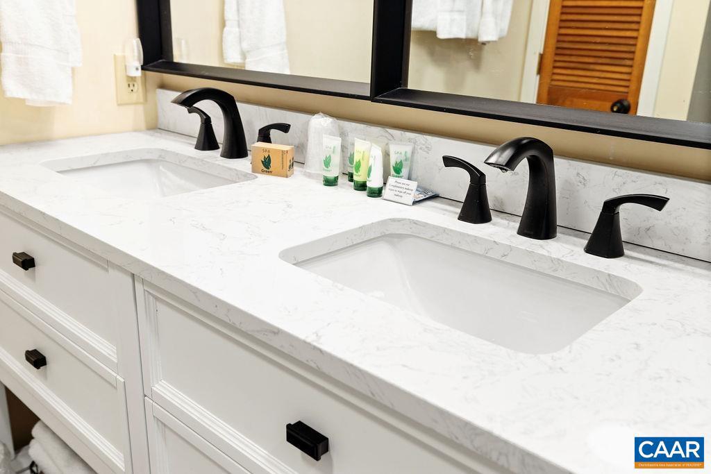 1641 OVERLOOK CONDOS, WINTERGREEN, Virginia 22967, 2 Bedrooms Bedrooms, ,2 BathroomsBathrooms,Residential,For sale,1641 OVERLOOK CONDOS,670216 MLS # 670216