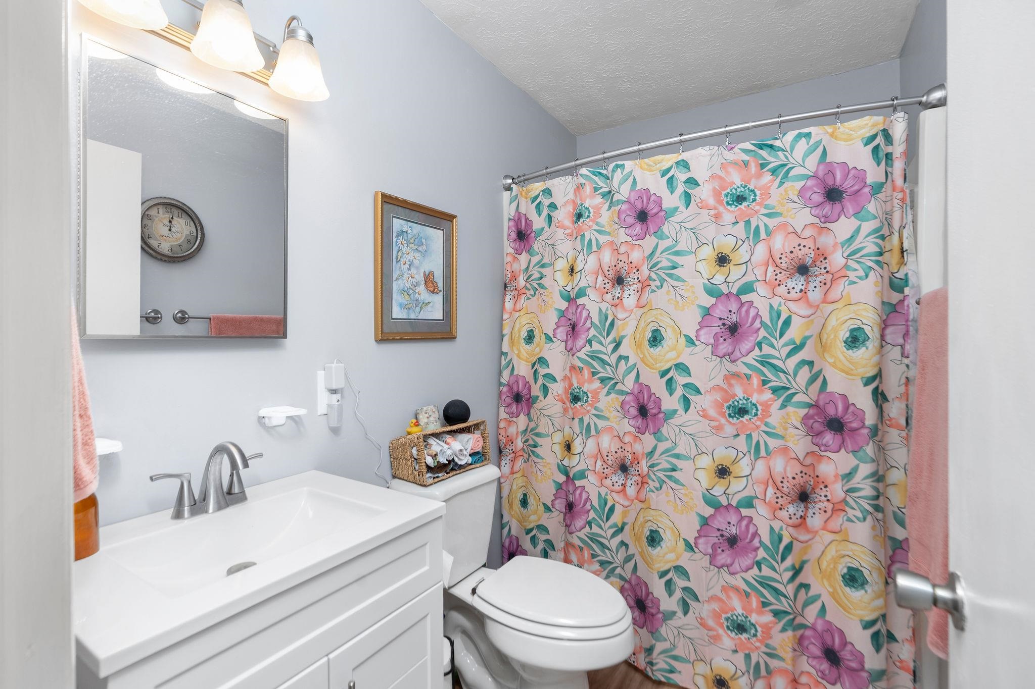 27 BINGHAM ST, VERONA, Virginia 24482, 3 Bedrooms Bedrooms, ,2 BathroomsBathrooms,Residential,27 BINGHAM ST,670705 MLS # 670705 27 BINGHAM ST, VERONA, Virginia 24482, 3 Bedrooms Bedrooms, ,2 BathroomsBathrooms,Residential,27 BINGHAM ST,670705 MLS # 670705