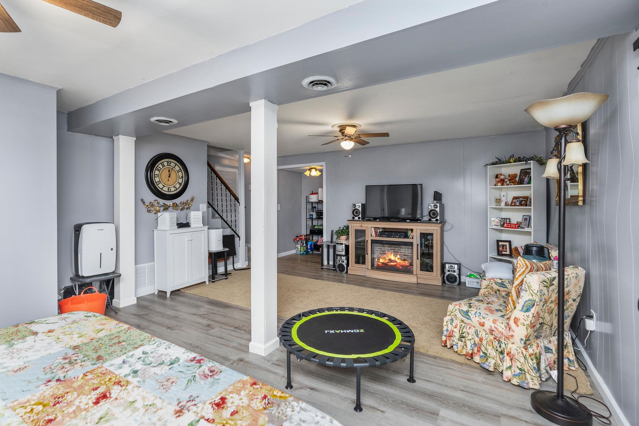 27 BINGHAM ST, VERONA, Virginia 24482, 3 Bedrooms Bedrooms, ,2 BathroomsBathrooms,Residential,27 BINGHAM ST,670705 MLS # 670705 27 BINGHAM ST, VERONA, Virginia 24482, 3 Bedrooms Bedrooms, ,2 BathroomsBathrooms,Residential,27 BINGHAM ST,670705 MLS # 670705