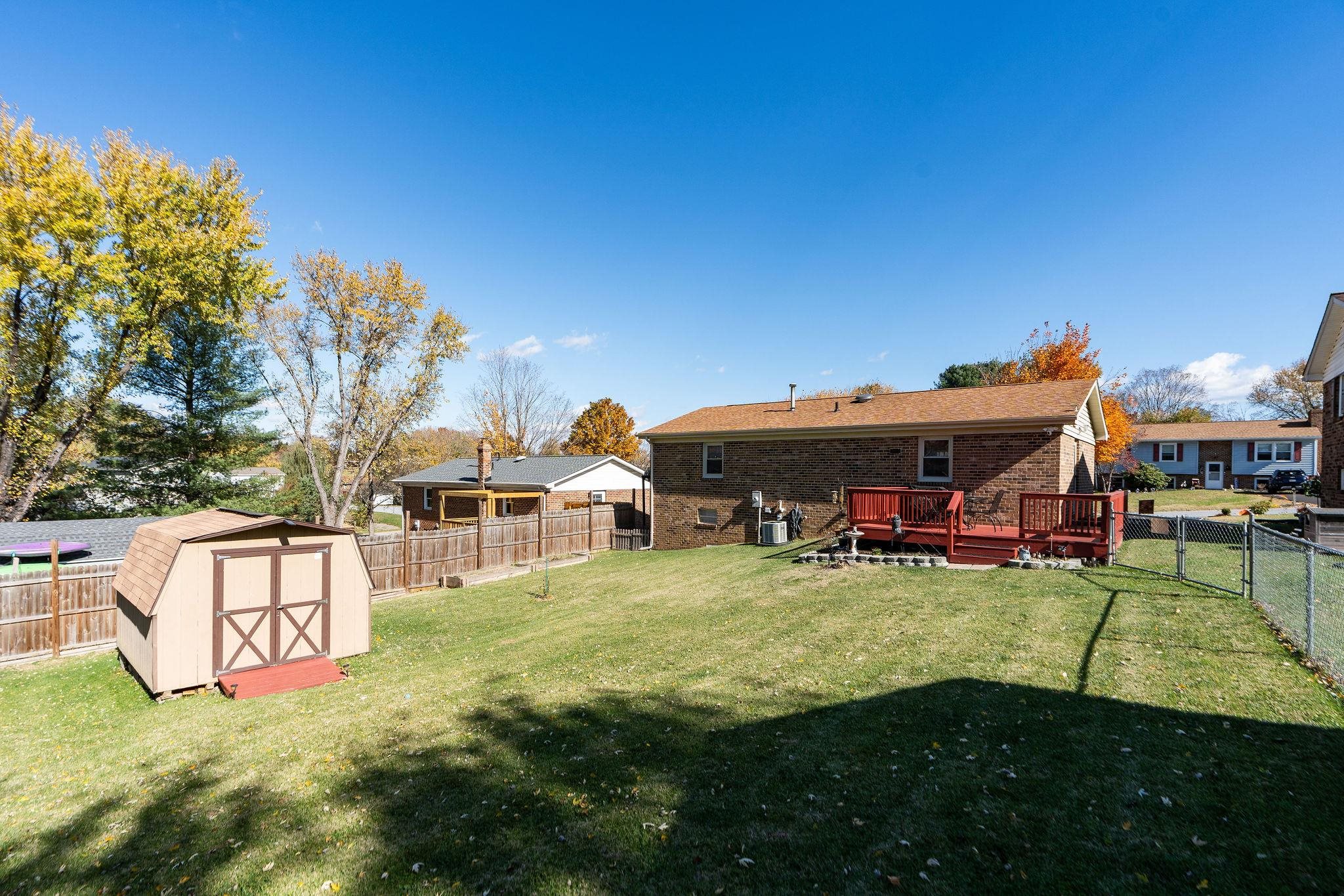 27 BINGHAM ST, VERONA, Virginia 24482, 3 Bedrooms Bedrooms, ,2 BathroomsBathrooms,Residential,27 BINGHAM ST,670705 MLS # 670705 27 BINGHAM ST, VERONA, Virginia 24482, 3 Bedrooms Bedrooms, ,2 BathroomsBathrooms,Residential,27 BINGHAM ST,670705 MLS # 670705