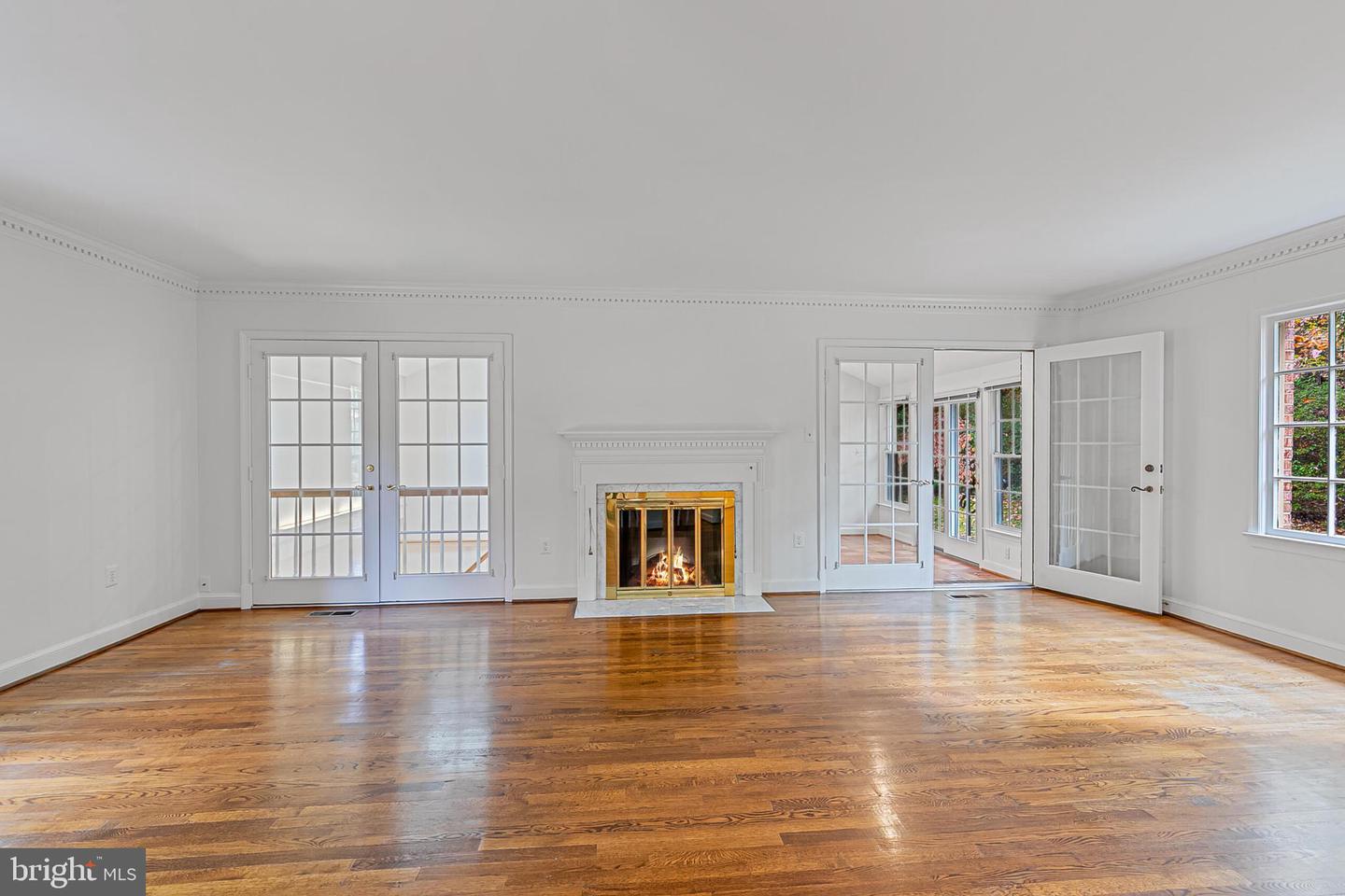 2424 S QUEEN ST, ARLINGTON, Virginia 22202, 4 Bedrooms Bedrooms, ,3 BathroomsBathrooms,Residential,For sale,2424 S QUEEN ST,VAAR2061926 MLS # VAAR2061926 2424 S QUEEN ST, ARLINGTON, Virginia 22202, 4 Bedrooms Bedrooms, ,3 BathroomsBathrooms,Residential,For sale,2424 S QUEEN ST,VAAR2061926 MLS # VAAR2061926