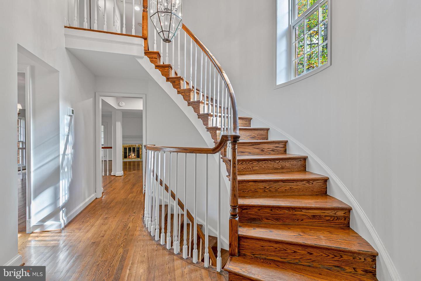 2424 S QUEEN ST, ARLINGTON, Virginia 22202, 4 Bedrooms Bedrooms, ,3 BathroomsBathrooms,Residential,For sale,2424 S QUEEN ST,VAAR2061926 MLS # VAAR2061926 2424 S QUEEN ST, ARLINGTON, Virginia 22202, 4 Bedrooms Bedrooms, ,3 BathroomsBathrooms,Residential,For sale,2424 S QUEEN ST,VAAR2061926 MLS # VAAR2061926