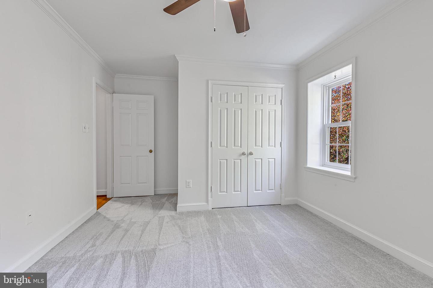 2424 S QUEEN ST, ARLINGTON, Virginia 22202, 4 Bedrooms Bedrooms, ,3 BathroomsBathrooms,Residential,For sale,2424 S QUEEN ST,VAAR2061926 MLS # VAAR2061926 2424 S QUEEN ST, ARLINGTON, Virginia 22202, 4 Bedrooms Bedrooms, ,3 BathroomsBathrooms,Residential,For sale,2424 S QUEEN ST,VAAR2061926 MLS # VAAR2061926