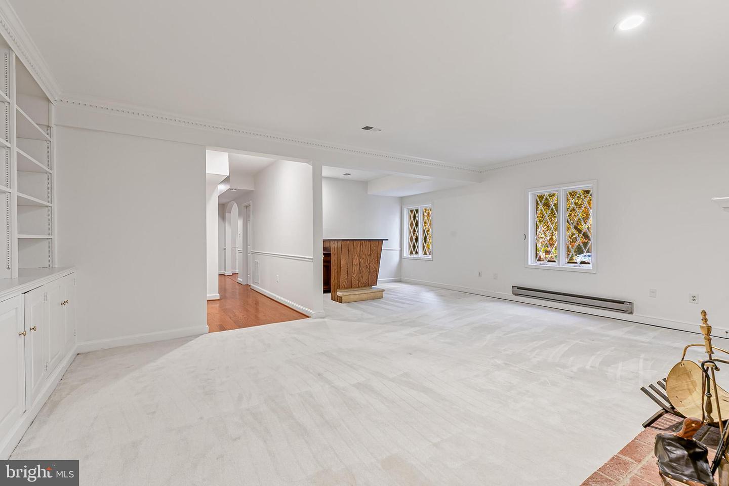 2424 S QUEEN ST, ARLINGTON, Virginia 22202, 4 Bedrooms Bedrooms, ,3 BathroomsBathrooms,Residential,For sale,2424 S QUEEN ST,VAAR2061926 MLS # VAAR2061926 2424 S QUEEN ST, ARLINGTON, Virginia 22202, 4 Bedrooms Bedrooms, ,3 BathroomsBathrooms,Residential,For sale,2424 S QUEEN ST,VAAR2061926 MLS # VAAR2061926