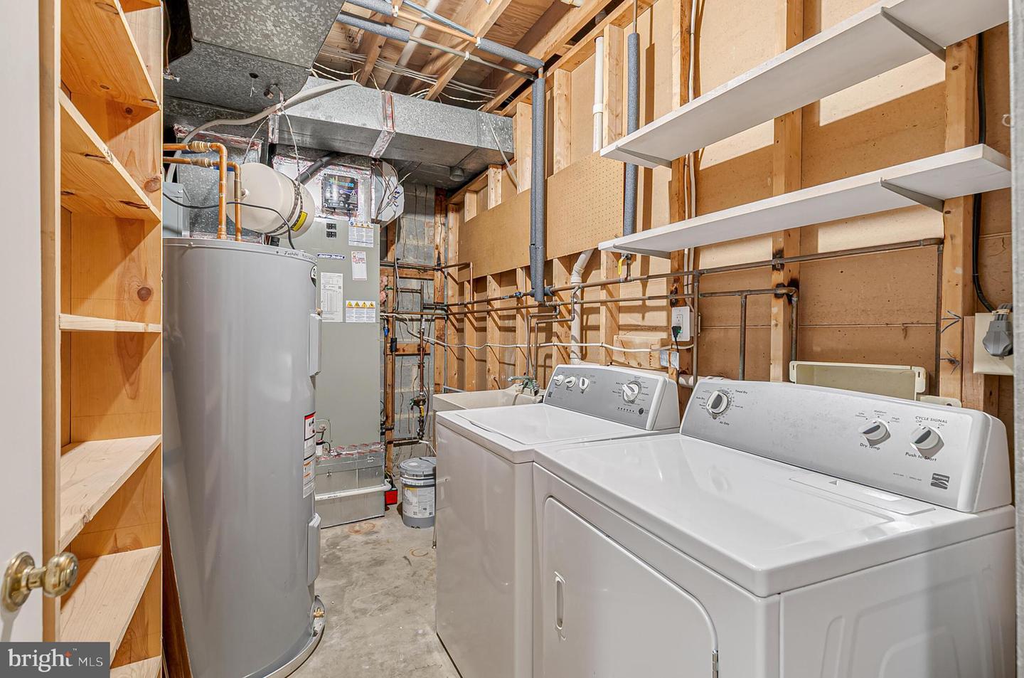 2424 S QUEEN ST, ARLINGTON, Virginia 22202, 4 Bedrooms Bedrooms, ,3 BathroomsBathrooms,Residential,For sale,2424 S QUEEN ST,VAAR2061926 MLS # VAAR2061926 2424 S QUEEN ST, ARLINGTON, Virginia 22202, 4 Bedrooms Bedrooms, ,3 BathroomsBathrooms,Residential,For sale,2424 S QUEEN ST,VAAR2061926 MLS # VAAR2061926