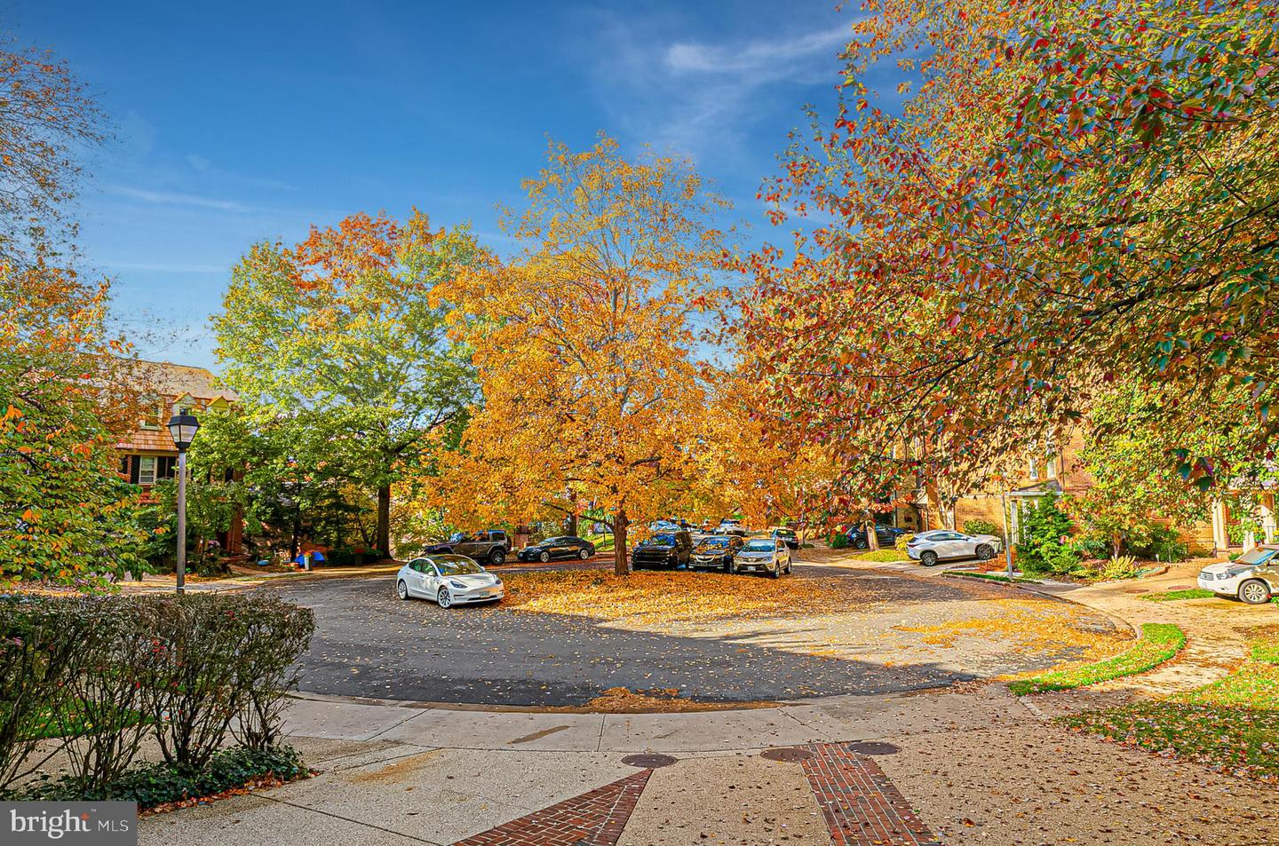 2424 S QUEEN ST, ARLINGTON, Virginia 22202, 4 Bedrooms Bedrooms, ,3 BathroomsBathrooms,Residential,For sale,2424 S QUEEN ST,VAAR2061926 MLS # VAAR2061926 2424 S QUEEN ST, ARLINGTON, Virginia 22202, 4 Bedrooms Bedrooms, ,3 BathroomsBathrooms,Residential,For sale,2424 S QUEEN ST,VAAR2061926 MLS # VAAR2061926