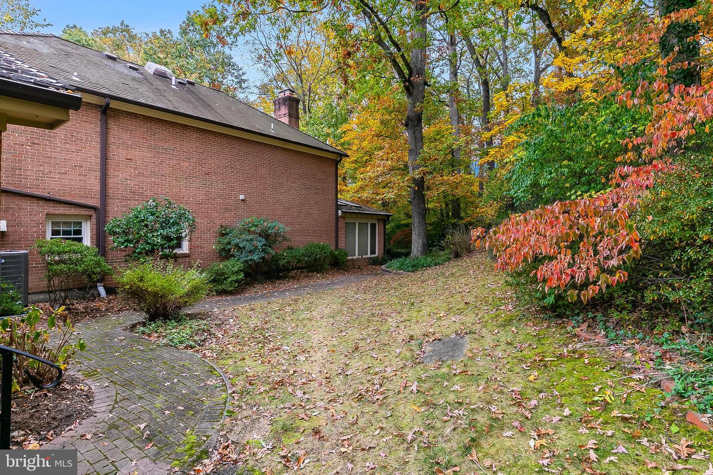 2424 S QUEEN ST, ARLINGTON, Virginia 22202, 4 Bedrooms Bedrooms, ,3 BathroomsBathrooms,Residential,For sale,2424 S QUEEN ST,VAAR2061926 MLS # VAAR2061926 2424 S QUEEN ST, ARLINGTON, Virginia 22202, 4 Bedrooms Bedrooms, ,3 BathroomsBathrooms,Residential,For sale,2424 S QUEEN ST,VAAR2061926 MLS # VAAR2061926