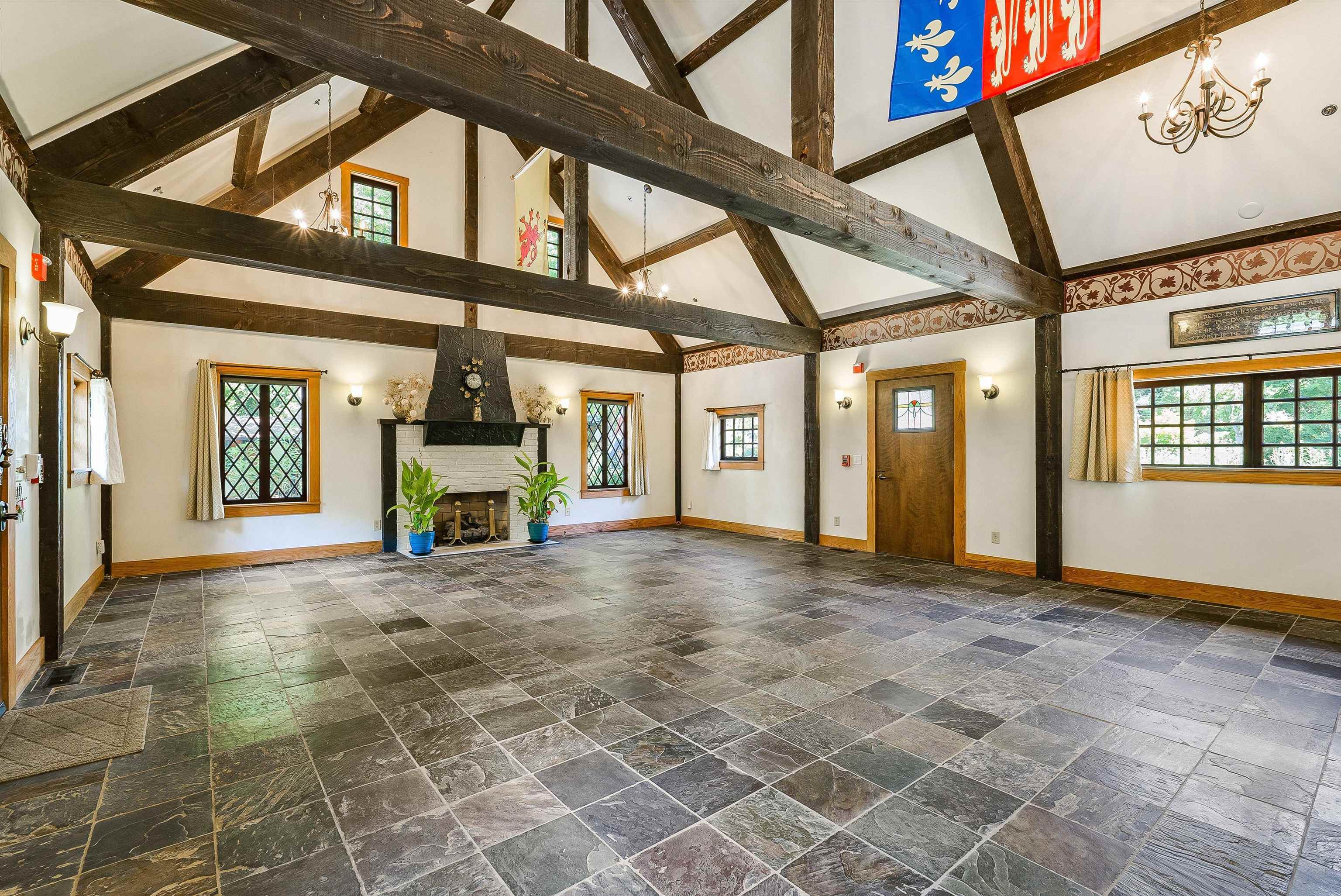 950 W BEVERLEY ST, STAUNTON, Virginia 24401, ,Commercial,950 W BEVERLEY ST,664509 MLS # 664509 950 W BEVERLEY ST, STAUNTON, Virginia 24401, ,Commercial,950 W BEVERLEY ST,664509 MLS # 664509