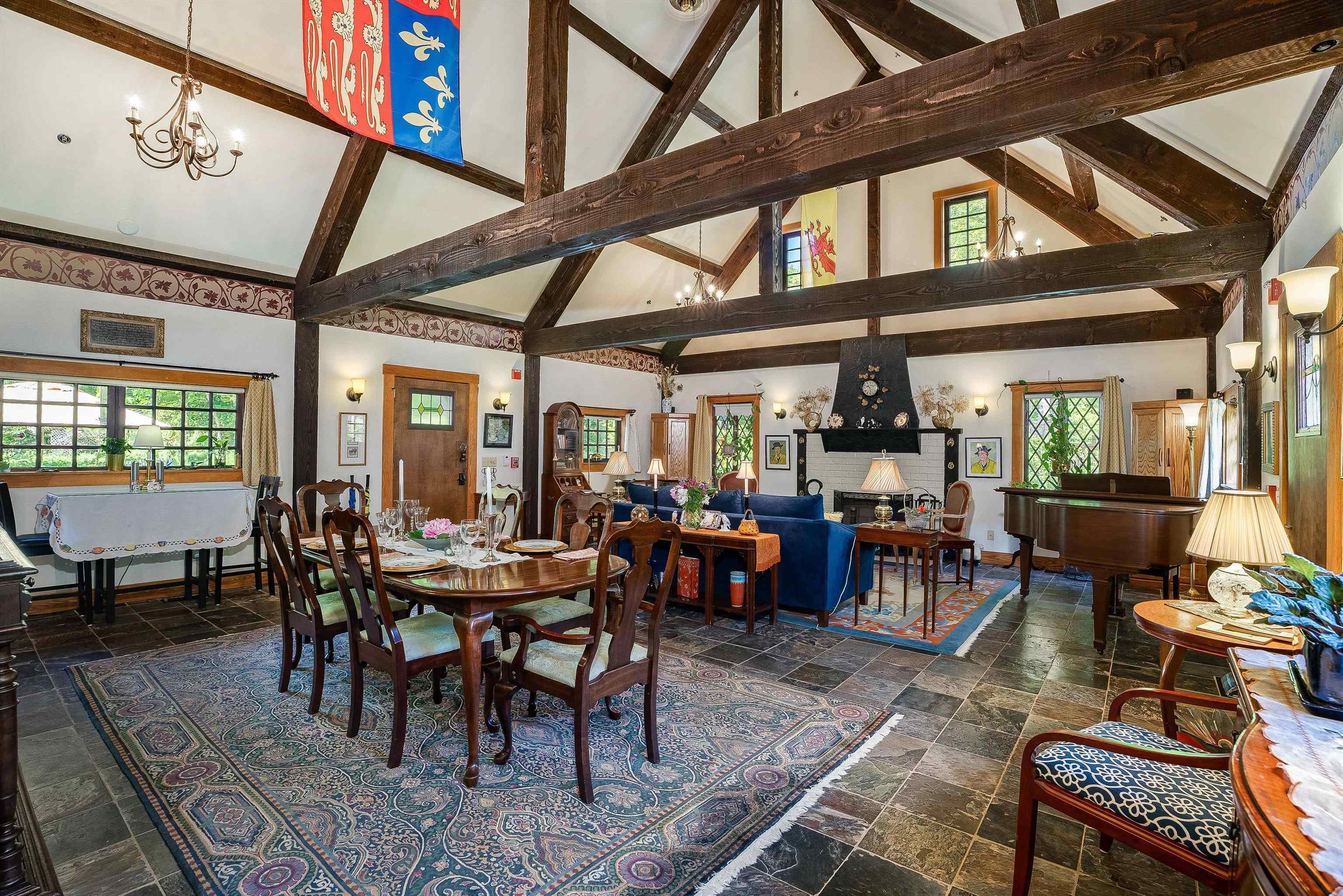 950 W BEVERLEY ST, STAUNTON, Virginia 24401, ,Commercial,950 W BEVERLEY ST,664509 MLS # 664509 950 W BEVERLEY ST, STAUNTON, Virginia 24401, ,Commercial,950 W BEVERLEY ST,664509 MLS # 664509