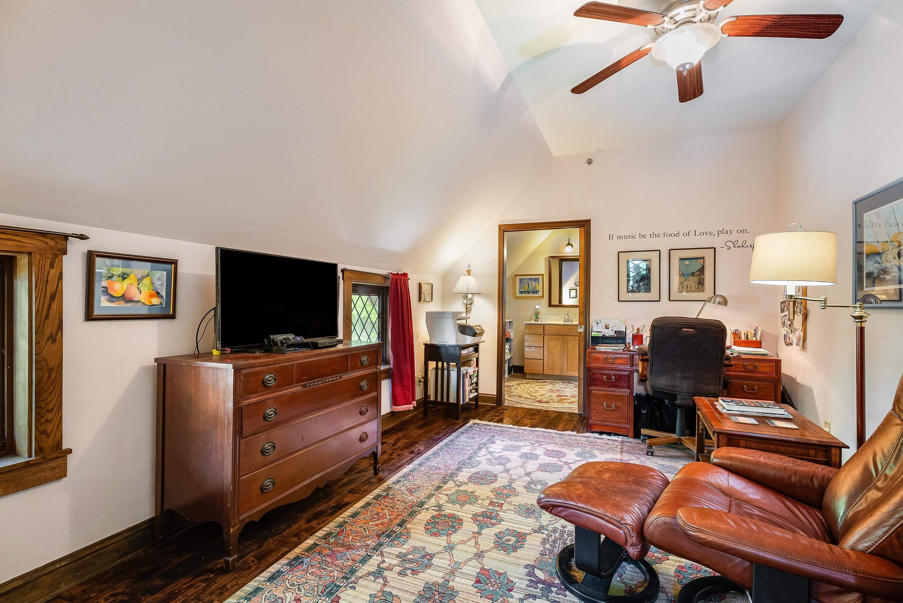 950 W BEVERLEY ST, STAUNTON, Virginia 24401, ,Commercial,950 W BEVERLEY ST,664509 MLS # 664509 950 W BEVERLEY ST, STAUNTON, Virginia 24401, ,Commercial,950 W BEVERLEY ST,664509 MLS # 664509