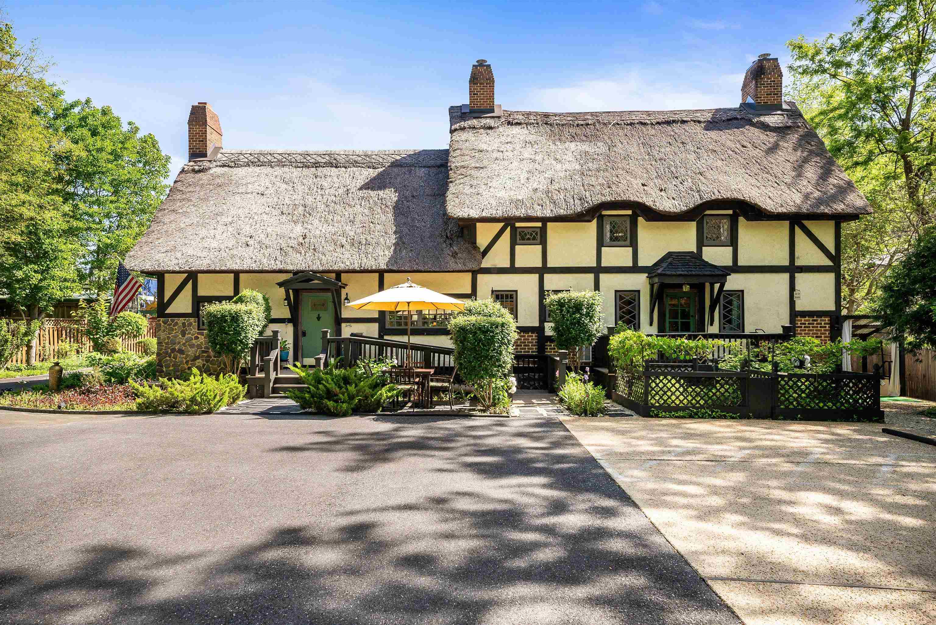 950 W BEVERLEY ST, STAUNTON, Virginia 24401, ,Commercial,950 W BEVERLEY ST,664509 MLS # 664509 950 W BEVERLEY ST, STAUNTON, Virginia 24401, ,Commercial,950 W BEVERLEY ST,664509 MLS # 664509