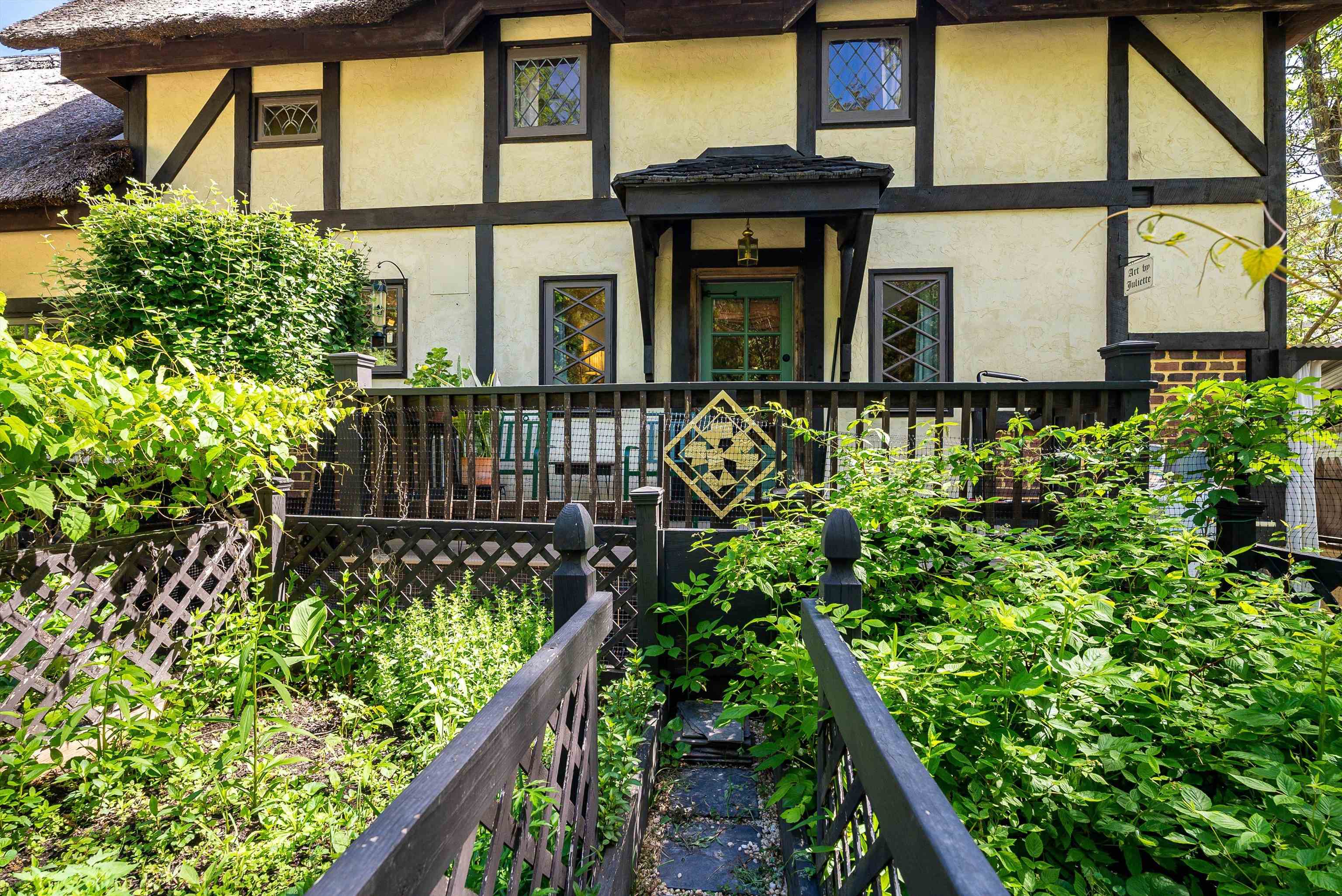 950 W BEVERLEY ST, STAUNTON, Virginia 24401, ,Commercial,950 W BEVERLEY ST,664509 MLS # 664509 950 W BEVERLEY ST, STAUNTON, Virginia 24401, ,Commercial,950 W BEVERLEY ST,664509 MLS # 664509