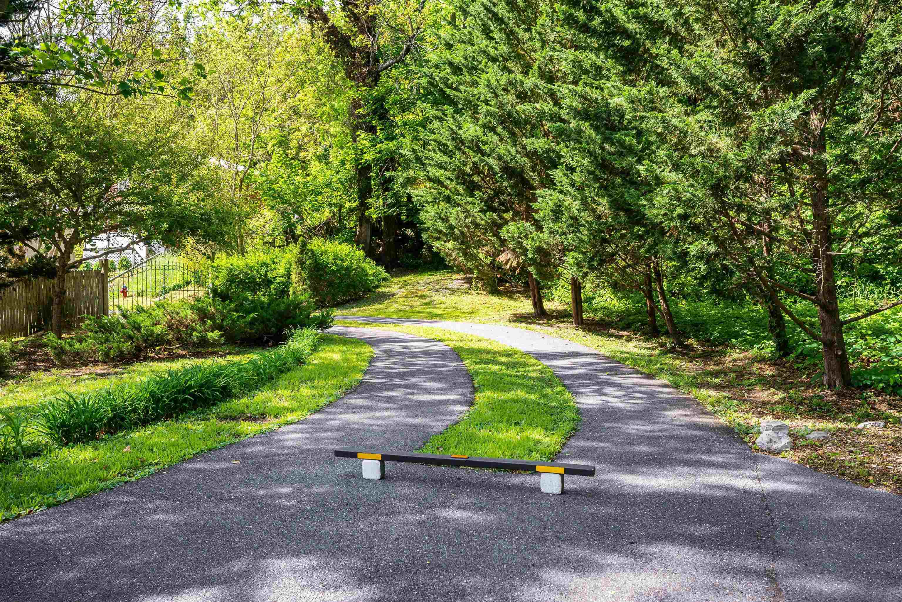 950 W BEVERLEY ST, STAUNTON, Virginia 24401, ,Commercial,950 W BEVERLEY ST,664509 MLS # 664509 950 W BEVERLEY ST, STAUNTON, Virginia 24401, ,Commercial,950 W BEVERLEY ST,664509 MLS # 664509