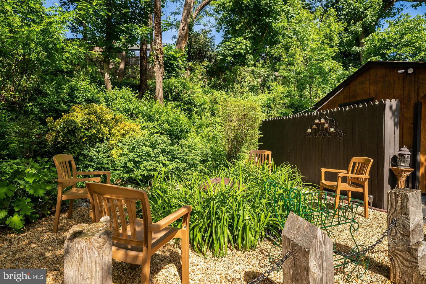 950 W BEVERLEY ST, STAUNTON, Virginia 24401, ,Land,For sale,950 W BEVERLEY ST,VASC2000656 MLS # VASC2000656