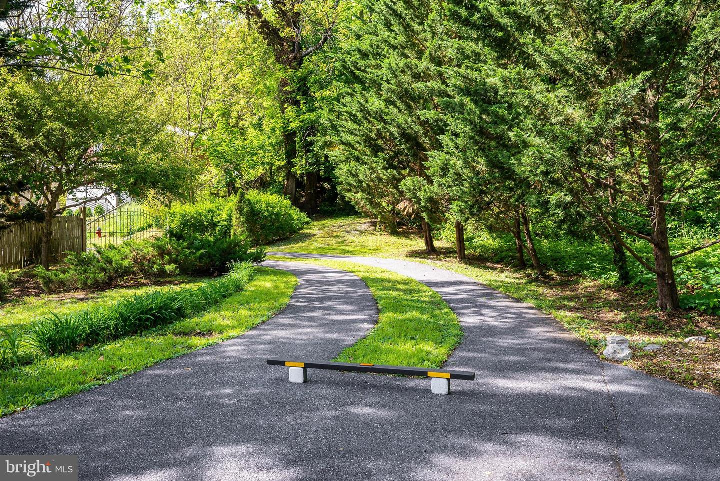 950 W BEVERLEY ST, STAUNTON, Virginia 24401, ,Land,For sale,950 W BEVERLEY ST,VASC2000656 MLS # VASC2000656