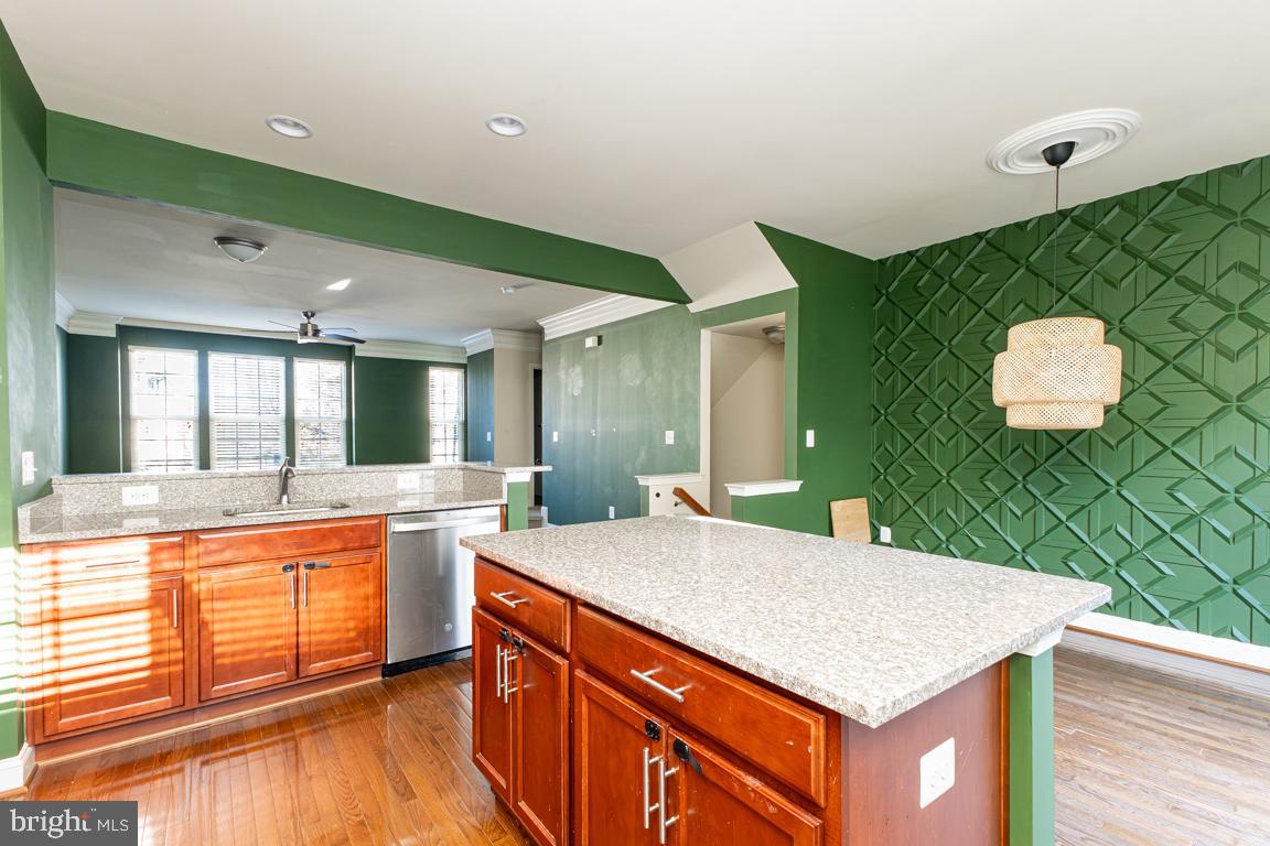 4511 POTOMAC HIGHLANDS CIR, TRIANGLE, Virginia 22172, 3 Bedrooms Bedrooms, ,2 BathroomsBathrooms,Residential,For sale,4511 POTOMAC HIGHLANDS CIR,VAPW2094774 MLS # VAPW2094774