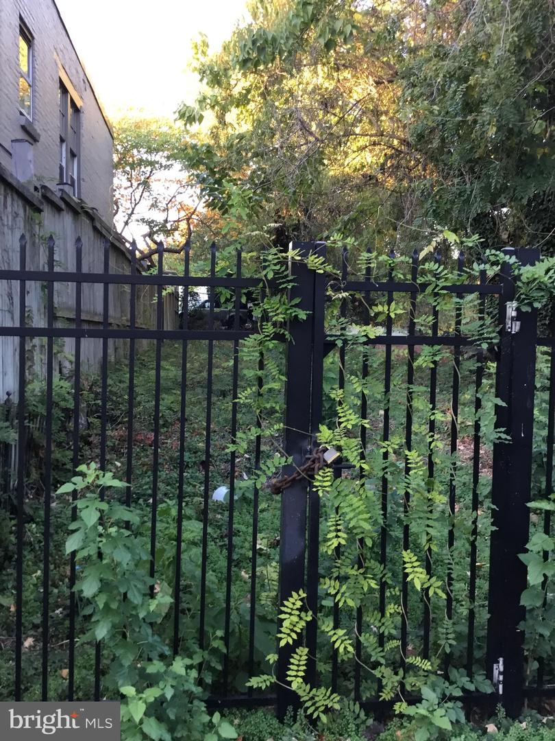 3245 O ST NW, WASHINGTON, District Of Columbia 20007, ,Land,For sale,3245 O ST NW,DCDC2229918 MLS # DCDC2229918