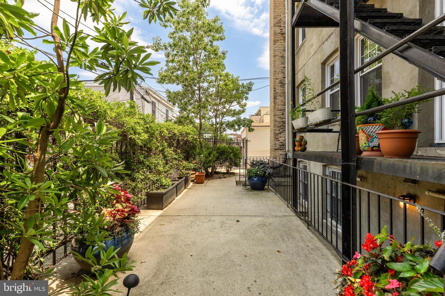 739 NEWTON PL NW #104, WASHINGTON, District Of Columbia 20010, 1 Bedroom Bedrooms, ,1 BathroomBathrooms,Residential,For sale,739 NEWTON PL NW #104,DCDC2209390 MLS # DCDC2209390 739 NEWTON PL NW #104, WASHINGTON, District Of Columbia 20010, 1 Bedroom Bedrooms, ,1 BathroomBathrooms,Residential,For sale,739 NEWTON PL NW #104,DCDC2209390 MLS # DCDC2209390