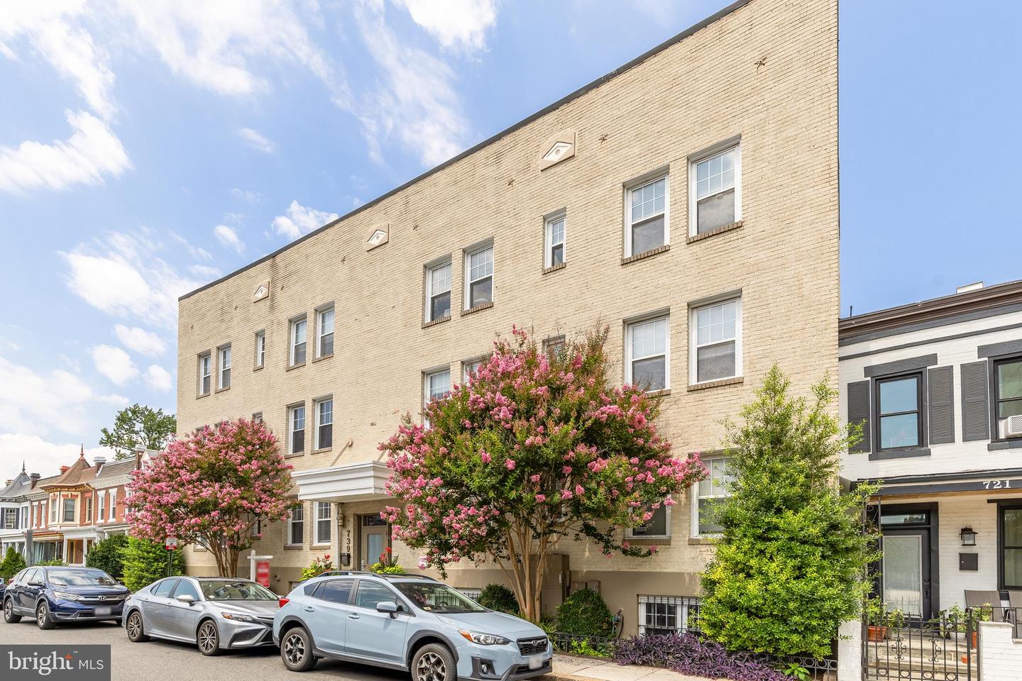 739 NEWTON PL NW #104, WASHINGTON, District Of Columbia 20010, 1 Bedroom Bedrooms, ,1 BathroomBathrooms,Residential,For sale,739 NEWTON PL NW #104,DCDC2209390 MLS # DCDC2209390 739 NEWTON PL NW #104, WASHINGTON, District Of Columbia 20010, 1 Bedroom Bedrooms, ,1 BathroomBathrooms,Residential,For sale,739 NEWTON PL NW #104,DCDC2209390 MLS # DCDC2209390