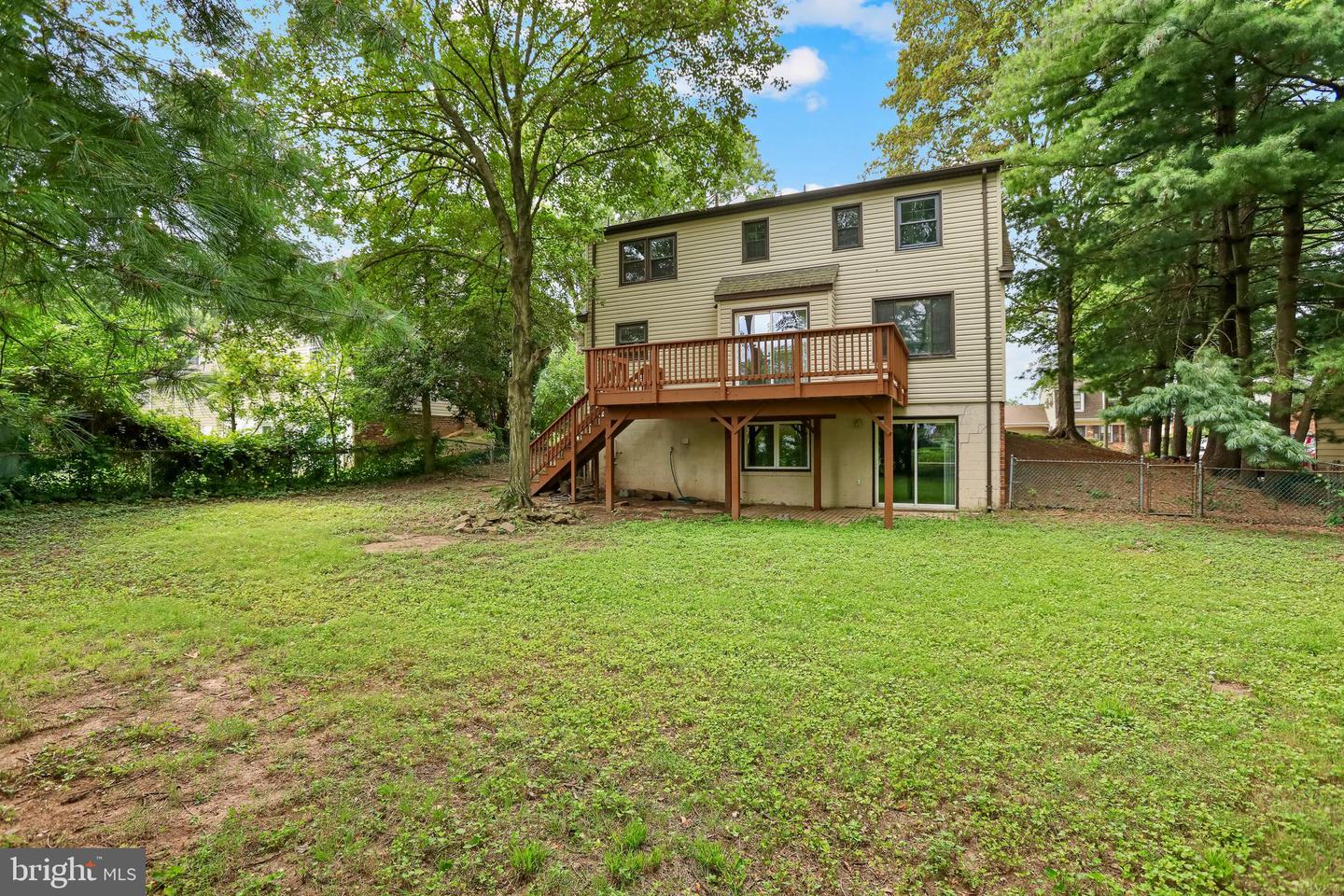 719 PALMER DR, HERNDON, Virginia 20170, 4 Bedrooms Bedrooms, ,3 BathroomsBathrooms,Residential,For sale,719 PALMER DR,VAFX2258660 MLS # VAFX2258660