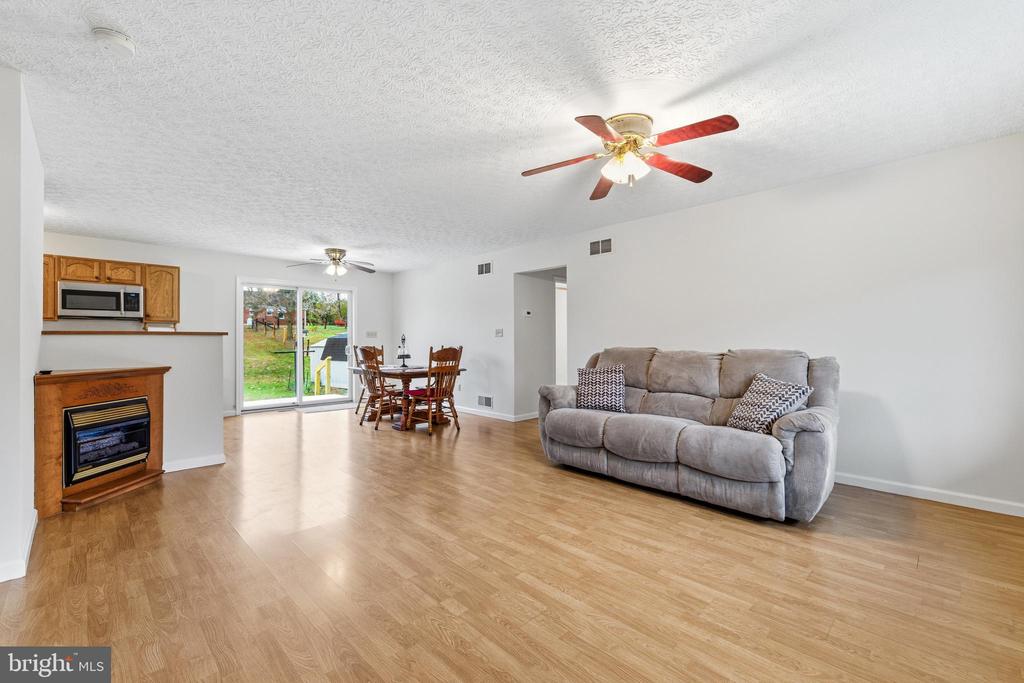 21 GREENFIELD RD, LURAY, Virginia 22835, 3 Bedrooms Bedrooms, ,2 BathroomsBathrooms,Residential,21 GREENFIELD RD,VAPA2005560 MLS # VAPA2005560 21 GREENFIELD RD, LURAY, Virginia 22835, 3 Bedrooms Bedrooms, ,2 BathroomsBathrooms,Residential,21 GREENFIELD RD,VAPA2005560 MLS # VAPA2005560