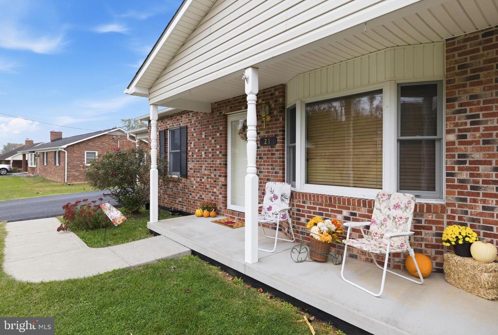 21 GREENFIELD RD, LURAY, Virginia 22835, 3 Bedrooms Bedrooms, ,2 BathroomsBathrooms,Residential,21 GREENFIELD RD,VAPA2005560 MLS # VAPA2005560 21 GREENFIELD RD, LURAY, Virginia 22835, 3 Bedrooms Bedrooms, ,2 BathroomsBathrooms,Residential,21 GREENFIELD RD,VAPA2005560 MLS # VAPA2005560