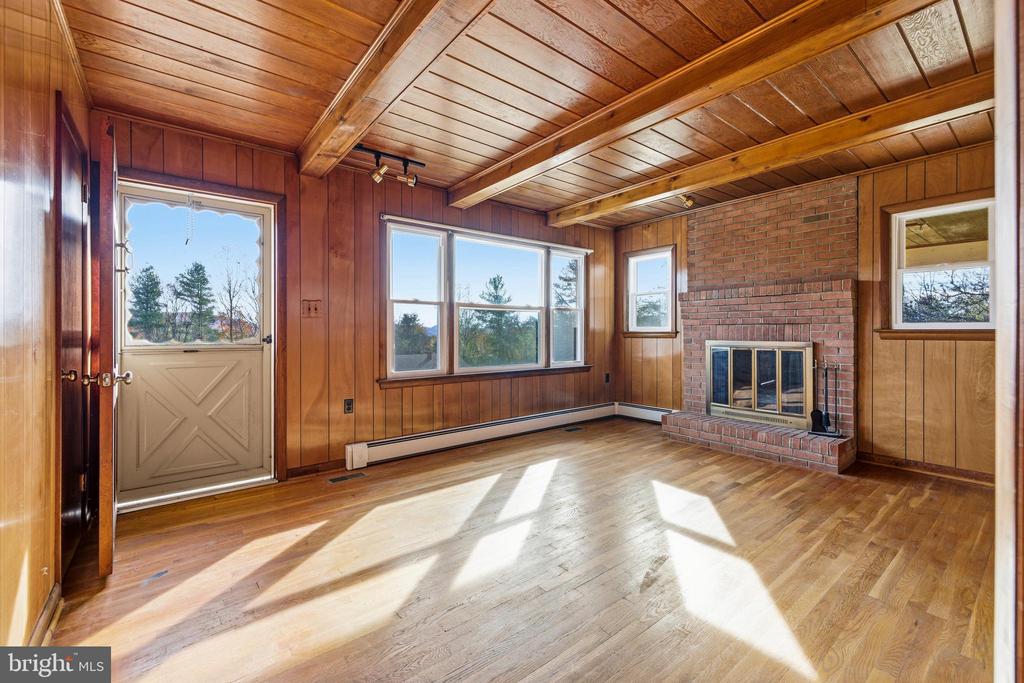 27 ATKINS RD, SPERRYVILLE, Virginia 22740, 3 Bedrooms Bedrooms, ,1 BathroomBathrooms,Residential,27 ATKINS RD,VARP2002380 MLS # VARP2002380