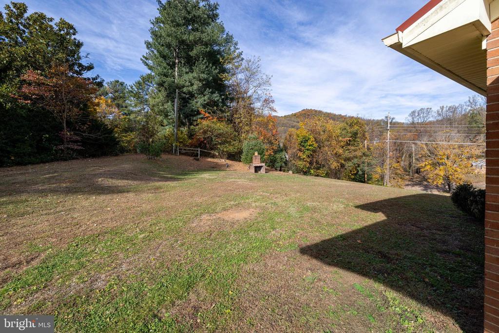 27 ATKINS RD, SPERRYVILLE, Virginia 22740, 3 Bedrooms Bedrooms, ,1 BathroomBathrooms,Residential,27 ATKINS RD,VARP2002380 MLS # VARP2002380