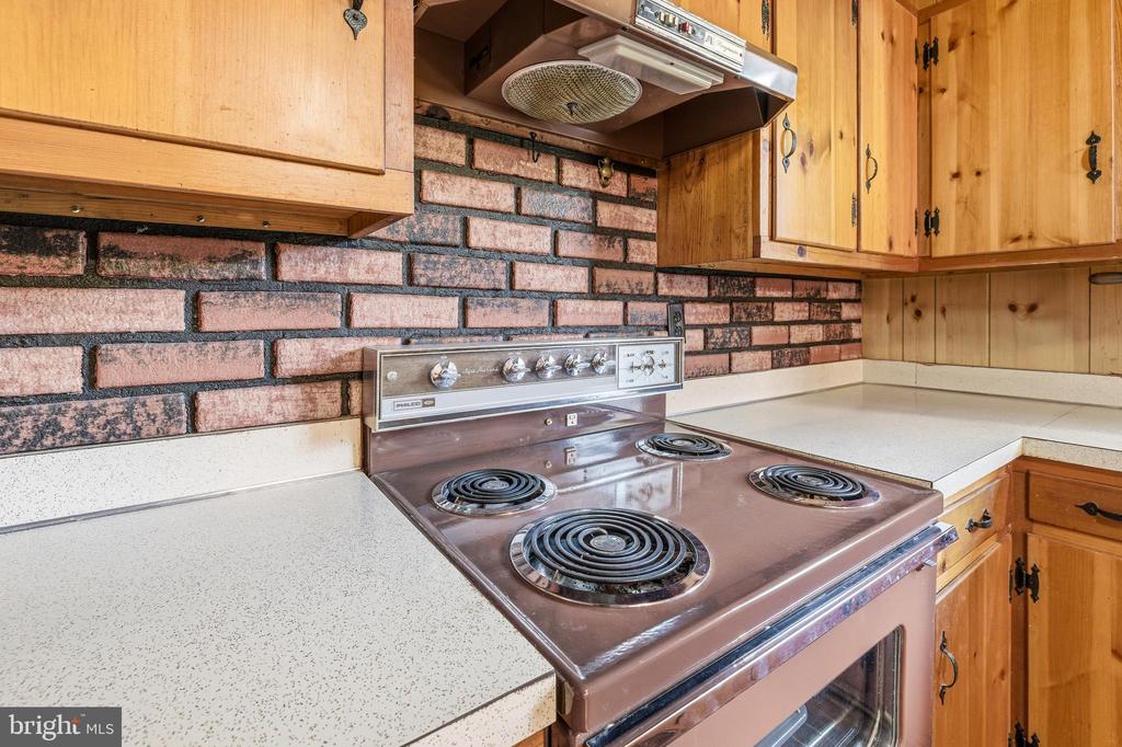 27 ATKINS RD, SPERRYVILLE, Virginia 22740, 3 Bedrooms Bedrooms, ,1 BathroomBathrooms,Residential,27 ATKINS RD,VARP2002380 MLS # VARP2002380