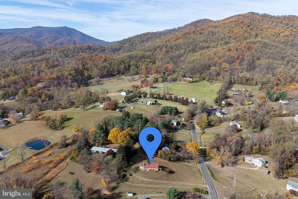 27 ATKINS RD, SPERRYVILLE, Virginia 22740, 3 Bedrooms Bedrooms, ,1 BathroomBathrooms,Residential,27 ATKINS RD,VARP2002380 MLS # VARP2002380