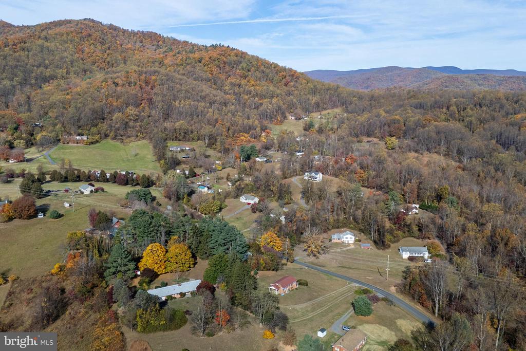 27 ATKINS RD, SPERRYVILLE, Virginia 22740, 3 Bedrooms Bedrooms, ,1 BathroomBathrooms,Residential,27 ATKINS RD,VARP2002380 MLS # VARP2002380