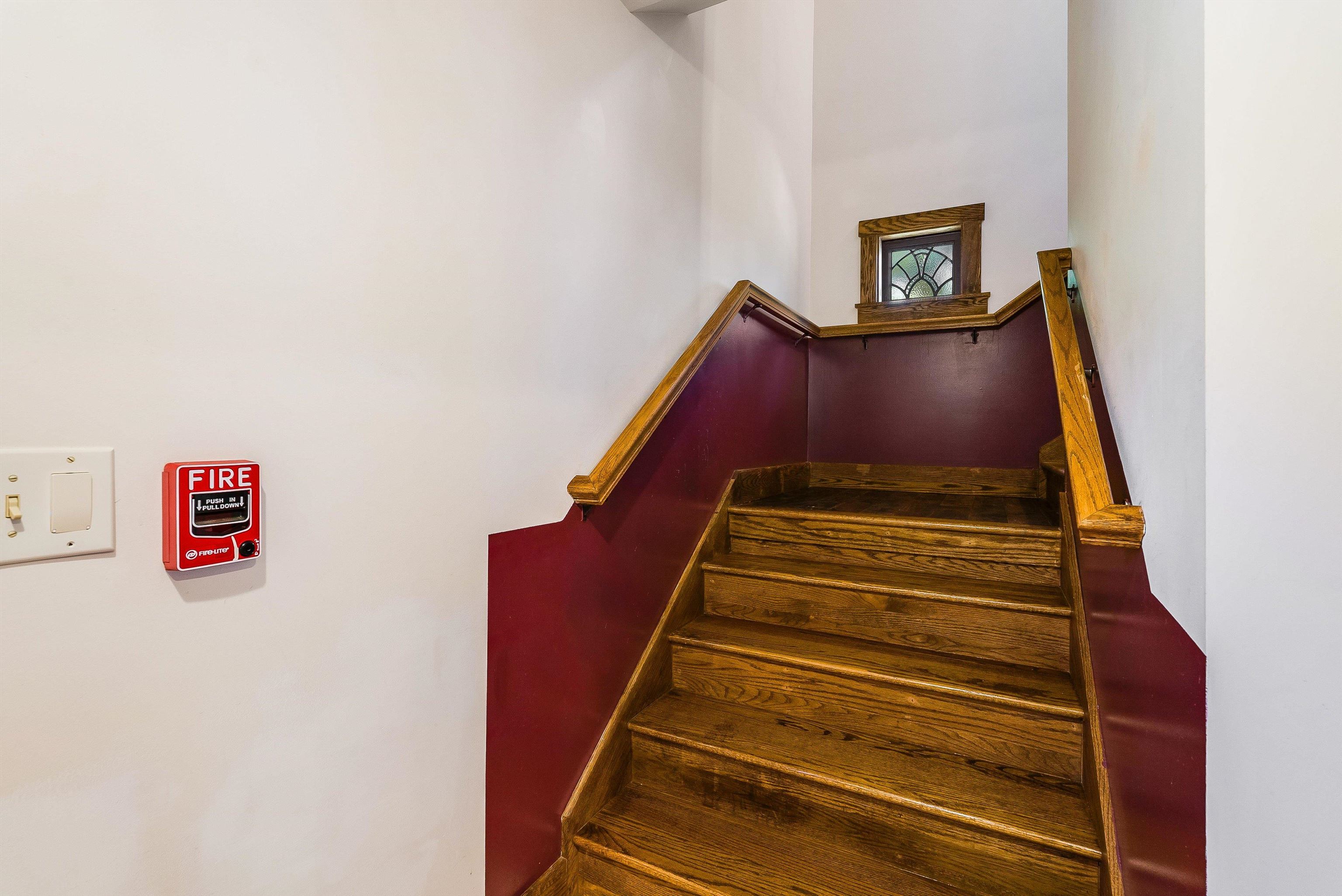 950 W BEVERLEY ST, STAUNTON, Virginia 24401, 3 Bedrooms Bedrooms, ,3 BathroomsBathrooms,Residential,950 W BEVERLEY ST,668681 MLS # 668681