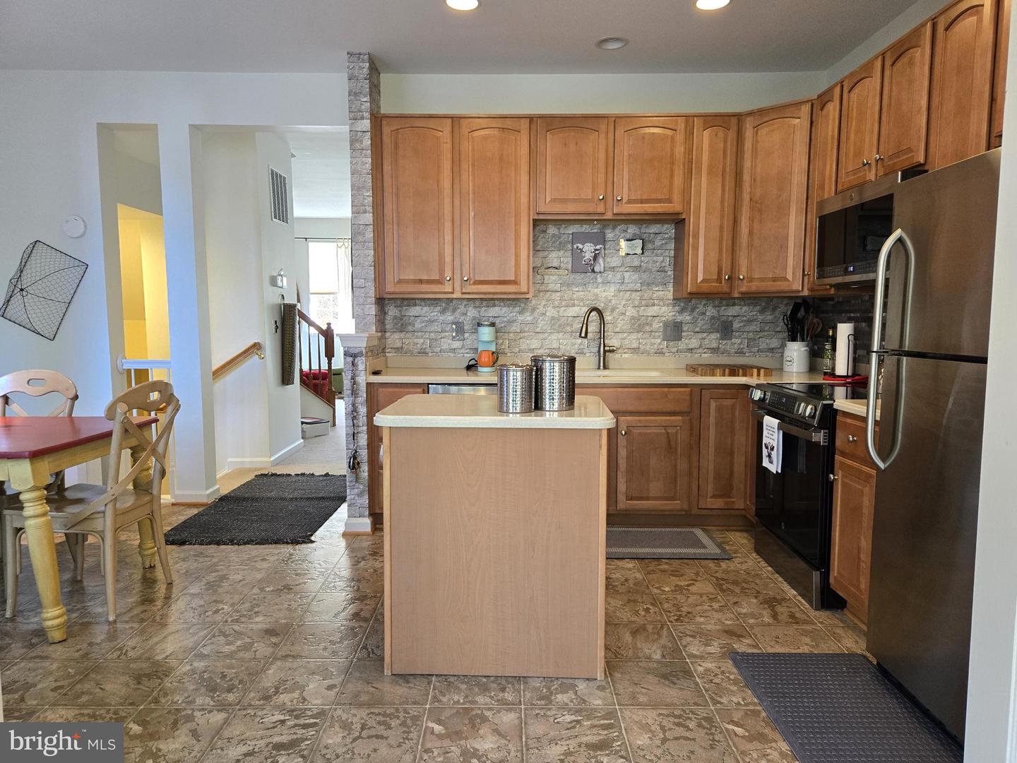 135 PITTMAN CT, STEPHENS CITY, Virginia 22655, 3 Bedrooms Bedrooms, ,2 BathroomsBathrooms,Residential,For sale,135 PITTMAN CT,VAFV2036124 MLS # VAFV2036124 135 PITTMAN CT, STEPHENS CITY, Virginia 22655, 3 Bedrooms Bedrooms, ,2 BathroomsBathrooms,Residential,For sale,135 PITTMAN CT,VAFV2036124 MLS # VAFV2036124