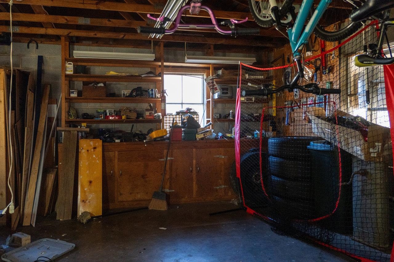 19511 HUCKLEBERRY RD, ELKTON, Virginia 22827, 4 Bedrooms Bedrooms, ,2 BathroomsBathrooms,Residential,19511 HUCKLEBERRY RD,670722 MLS # 670722 19511 HUCKLEBERRY RD, ELKTON, Virginia 22827, 4 Bedrooms Bedrooms, ,2 BathroomsBathrooms,Residential,19511 HUCKLEBERRY RD,670722 MLS # 670722