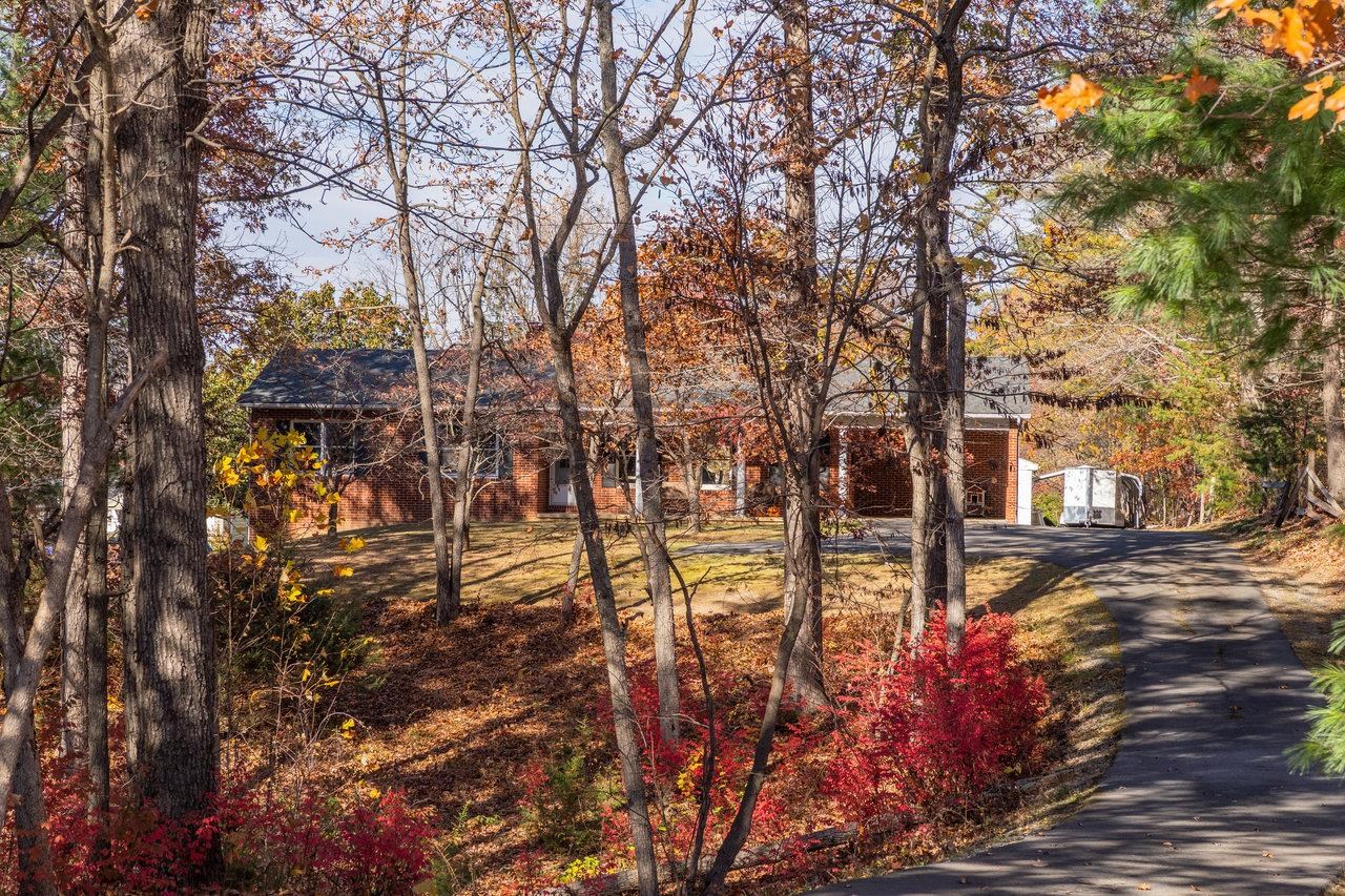 19511 HUCKLEBERRY RD, ELKTON, Virginia 22827, 4 Bedrooms Bedrooms, ,2 BathroomsBathrooms,Residential,19511 HUCKLEBERRY RD,670722 MLS # 670722 19511 HUCKLEBERRY RD, ELKTON, Virginia 22827, 4 Bedrooms Bedrooms, ,2 BathroomsBathrooms,Residential,19511 HUCKLEBERRY RD,670722 MLS # 670722