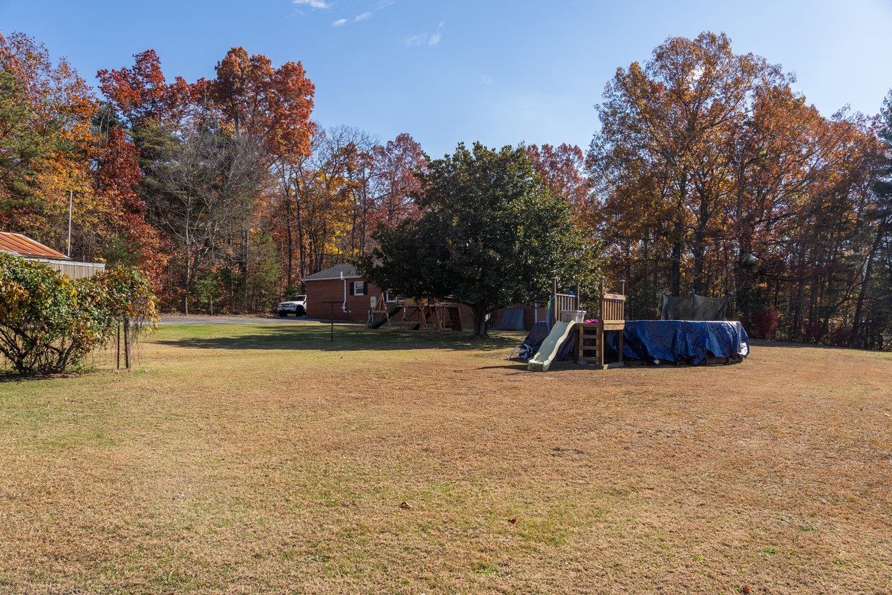 19511 HUCKLEBERRY RD, ELKTON, Virginia 22827, 4 Bedrooms Bedrooms, ,2 BathroomsBathrooms,Residential,19511 HUCKLEBERRY RD,670722 MLS # 670722 19511 HUCKLEBERRY RD, ELKTON, Virginia 22827, 4 Bedrooms Bedrooms, ,2 BathroomsBathrooms,Residential,19511 HUCKLEBERRY RD,670722 MLS # 670722