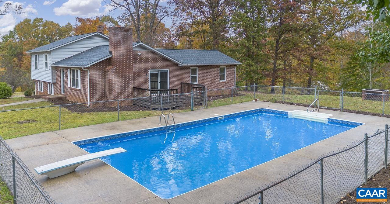 3660 UNION CHURCH RD, GLADSTONE, Virginia 24553, 3 Bedrooms Bedrooms, ,2 BathroomsBathrooms,Residential,Fannie Mae,3660 UNION CHURCH RD,670726 MLS # 670726 3660 UNION CHURCH RD, GLADSTONE, Virginia 24553, 3 Bedrooms Bedrooms, ,2 BathroomsBathrooms,Residential,Fannie Mae,3660 UNION CHURCH RD,670726 MLS # 670726