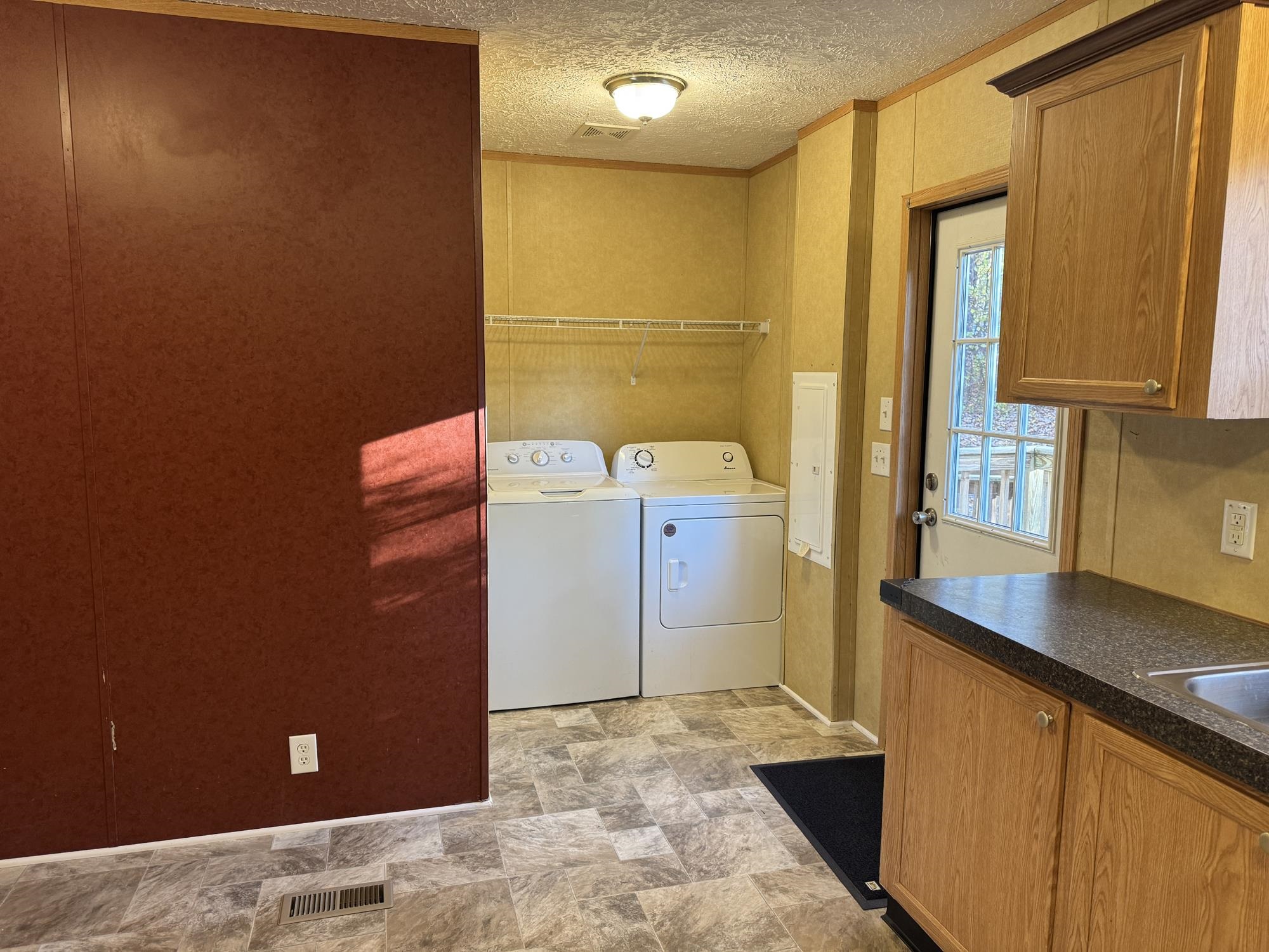 10351 ORE BANK RD, GROTTOES, Virginia 24441, 3 Bedrooms Bedrooms, ,2 BathroomsBathrooms,Residential,10351 ORE BANK RD,670727 MLS # 670727 10351 ORE BANK RD, GROTTOES, Virginia 24441, 3 Bedrooms Bedrooms, ,2 BathroomsBathrooms,Residential,10351 ORE BANK RD,670727 MLS # 670727