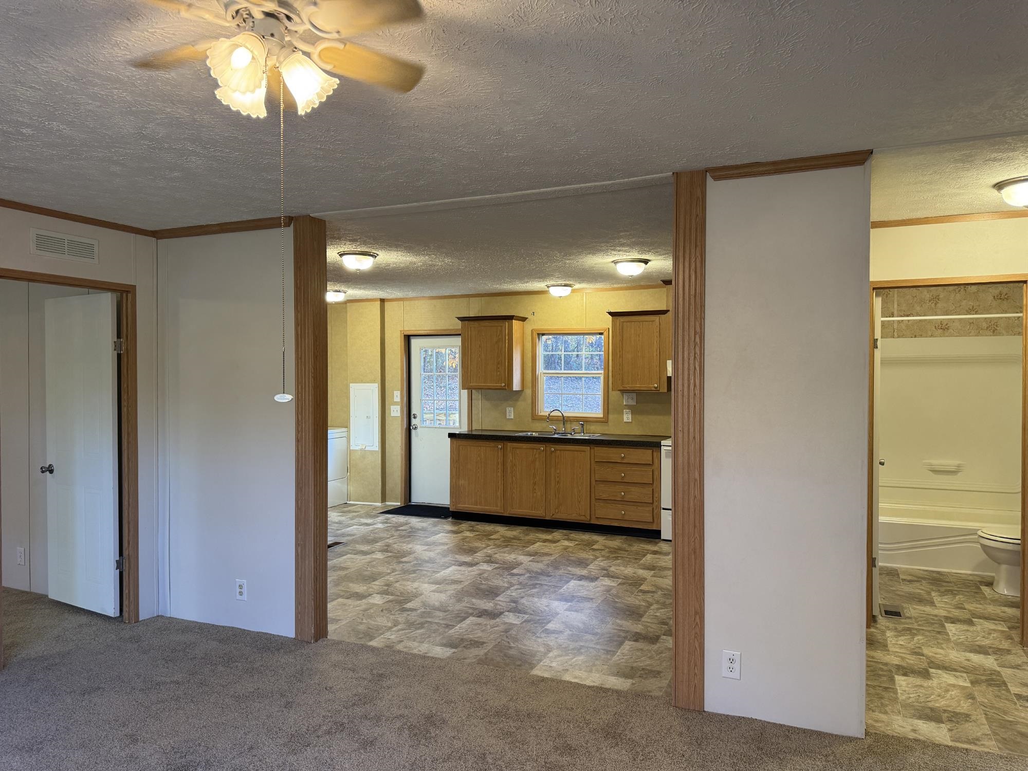 10351 ORE BANK RD, GROTTOES, Virginia 24441, 3 Bedrooms Bedrooms, ,2 BathroomsBathrooms,Residential,10351 ORE BANK RD,670727 MLS # 670727 10351 ORE BANK RD, GROTTOES, Virginia 24441, 3 Bedrooms Bedrooms, ,2 BathroomsBathrooms,Residential,10351 ORE BANK RD,670727 MLS # 670727