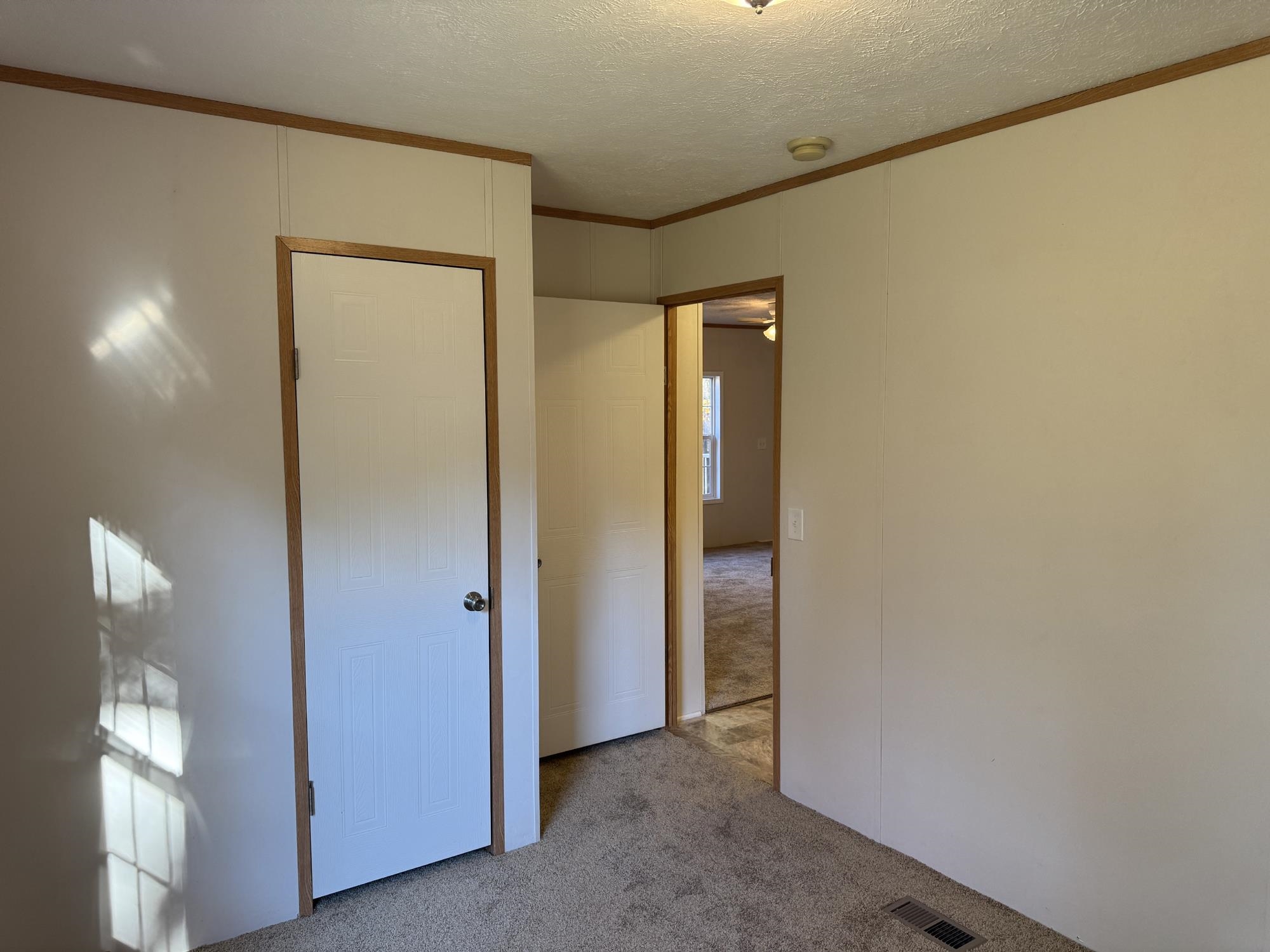 10351 ORE BANK RD, GROTTOES, Virginia 24441, 3 Bedrooms Bedrooms, ,2 BathroomsBathrooms,Residential,10351 ORE BANK RD,670727 MLS # 670727 10351 ORE BANK RD, GROTTOES, Virginia 24441, 3 Bedrooms Bedrooms, ,2 BathroomsBathrooms,Residential,10351 ORE BANK RD,670727 MLS # 670727