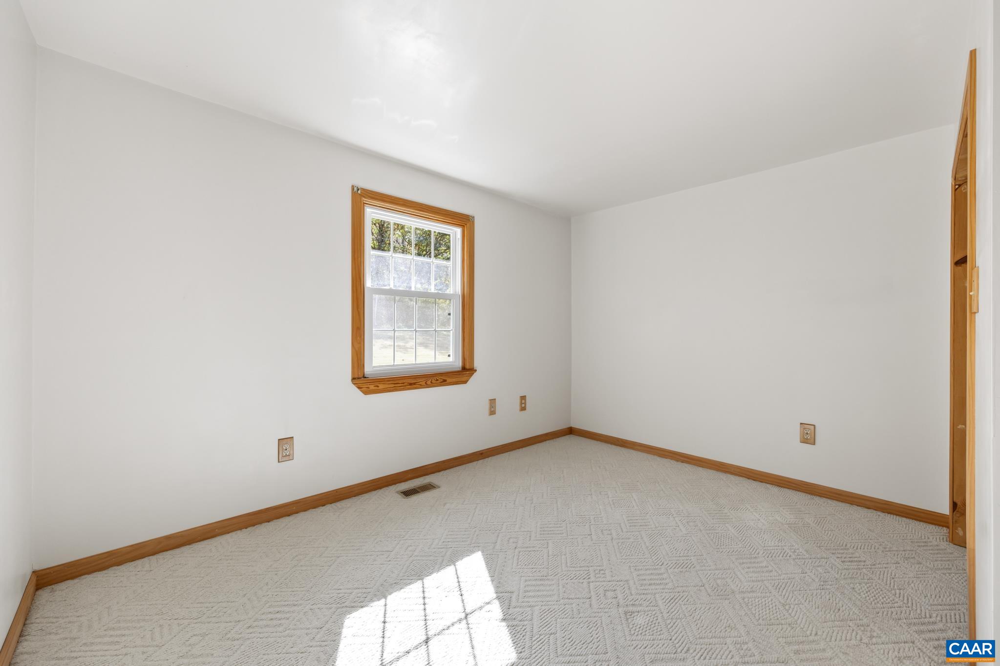 5579 COVESVILLE LN, COVESVILLE, Virginia 22931, 3 Bedrooms Bedrooms, ,1 BathroomBathrooms,Residential,5579 COVESVILLE LN,670729 MLS # 670729 5579 COVESVILLE LN, COVESVILLE, Virginia 22931, 3 Bedrooms Bedrooms, ,1 BathroomBathrooms,Residential,5579 COVESVILLE LN,670729 MLS # 670729