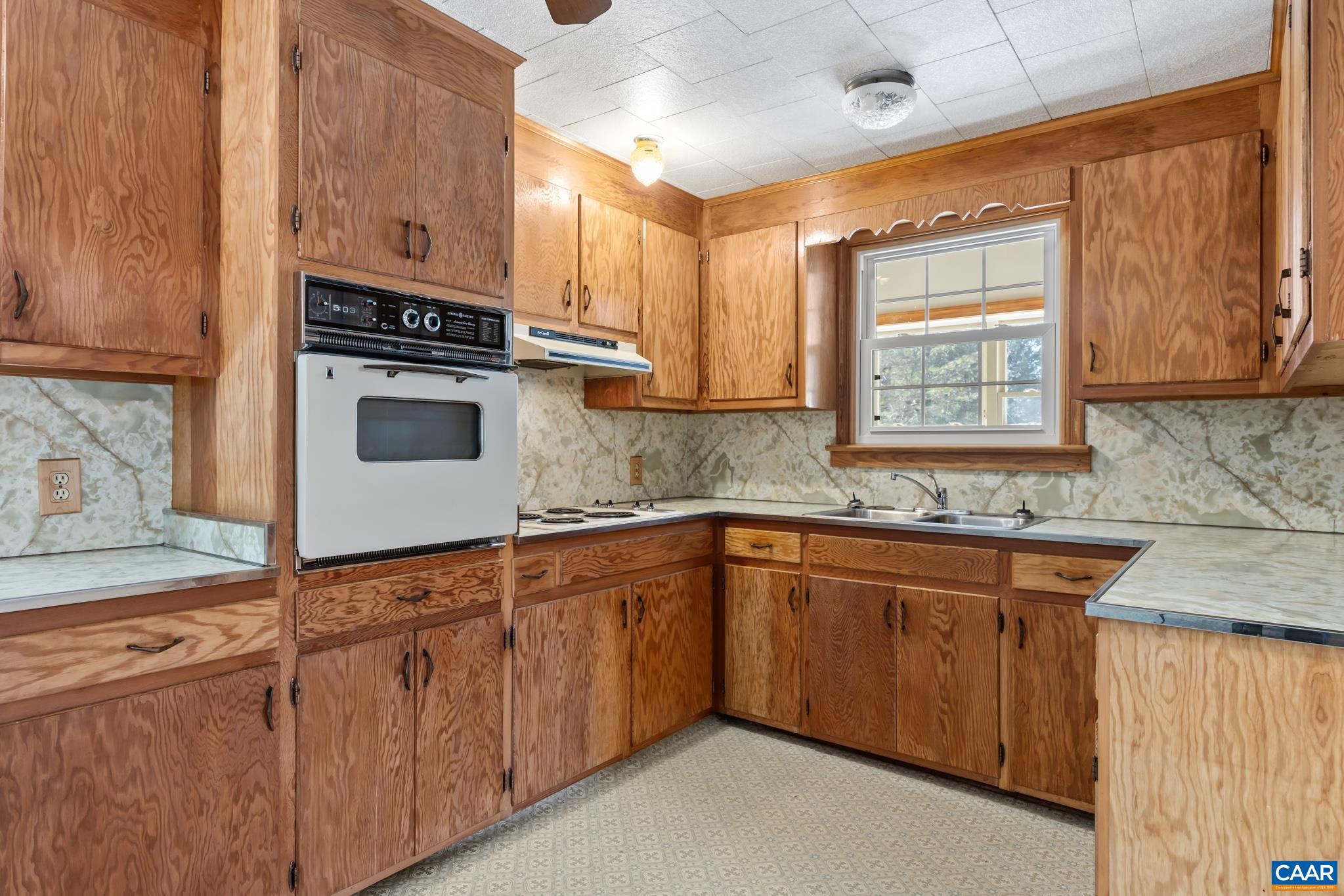 5579 COVESVILLE LN, COVESVILLE, Virginia 22931, 3 Bedrooms Bedrooms, ,1 BathroomBathrooms,Residential,5579 COVESVILLE LN,670729 MLS # 670729 5579 COVESVILLE LN, COVESVILLE, Virginia 22931, 3 Bedrooms Bedrooms, ,1 BathroomBathrooms,Residential,5579 COVESVILLE LN,670729 MLS # 670729