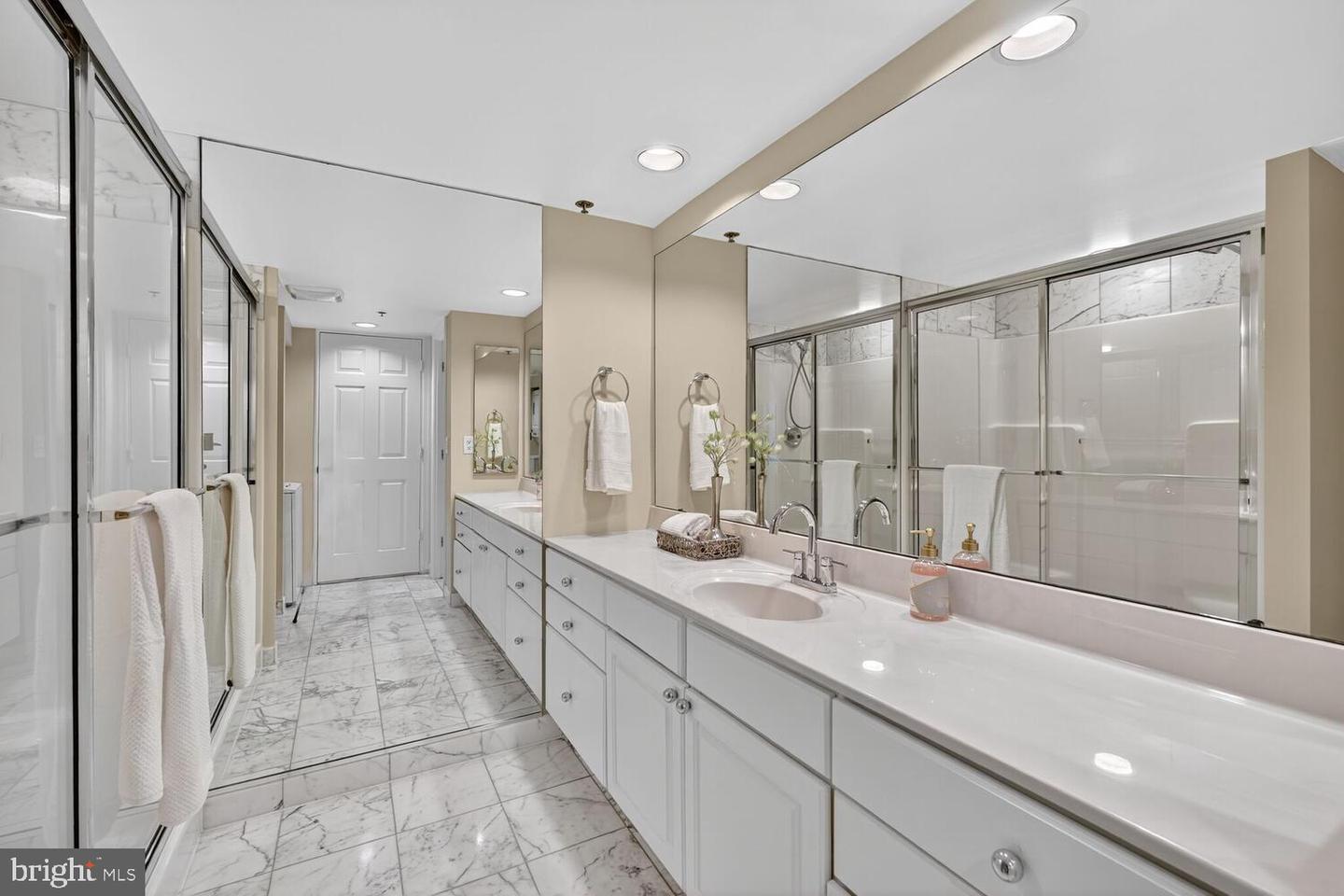 1276 N WAYNE ST #704, ARLINGTON, Virginia 22201, 2 Bedrooms Bedrooms, ,2 BathroomsBathrooms,Residential,For sale,1276 N WAYNE ST #704,VAAR2063420 MLS # VAAR2063420 1276 N WAYNE ST #704, ARLINGTON, Virginia 22201, 2 Bedrooms Bedrooms, ,2 BathroomsBathrooms,Residential,For sale,1276 N WAYNE ST #704,VAAR2063420 MLS # VAAR2063420