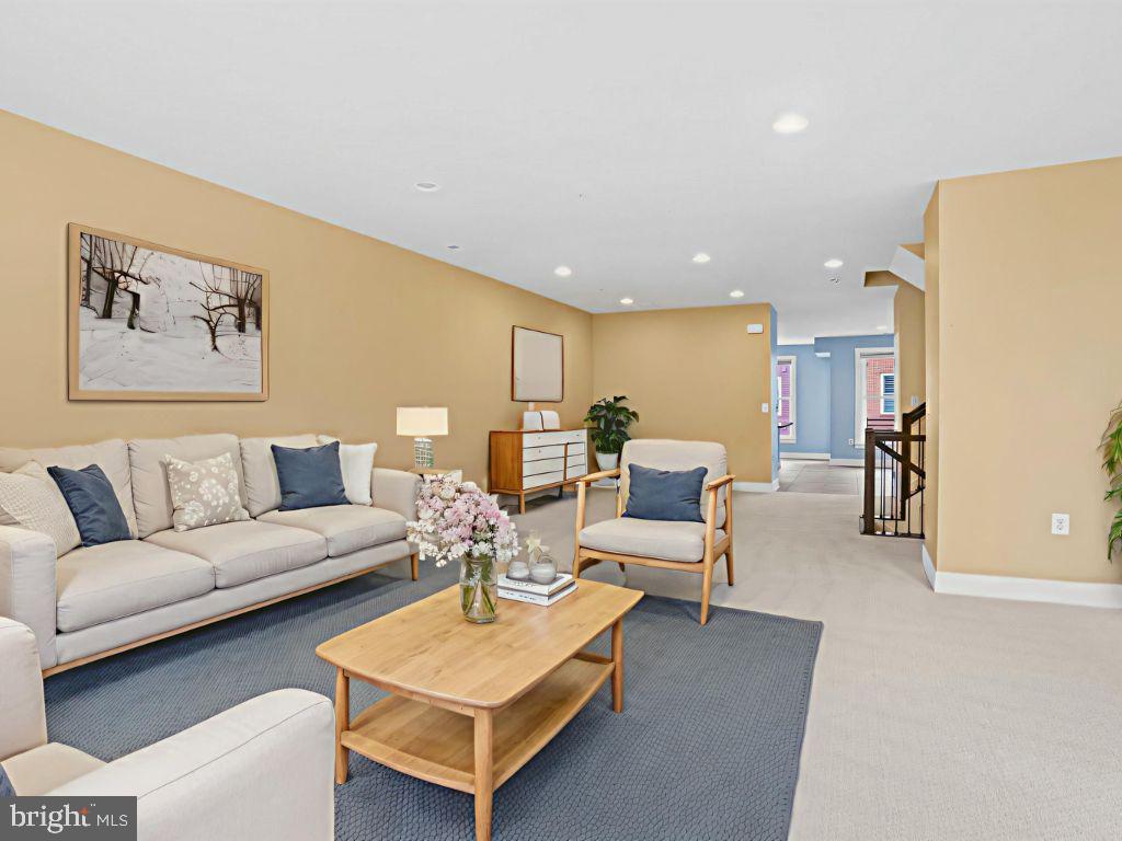 1901 MAIN LINE BLVD #102, ALEXANDRIA, Virginia 22301, 3 Bedrooms Bedrooms, ,2 BathroomsBathrooms,Residential,For sale,1901 MAIN LINE BLVD #102,VAAX2049548 MLS # VAAX2049548 1901 MAIN LINE BLVD #102, ALEXANDRIA, Virginia 22301, 3 Bedrooms Bedrooms, ,2 BathroomsBathrooms,Residential,For sale,1901 MAIN LINE BLVD #102,VAAX2049548 MLS # VAAX2049548